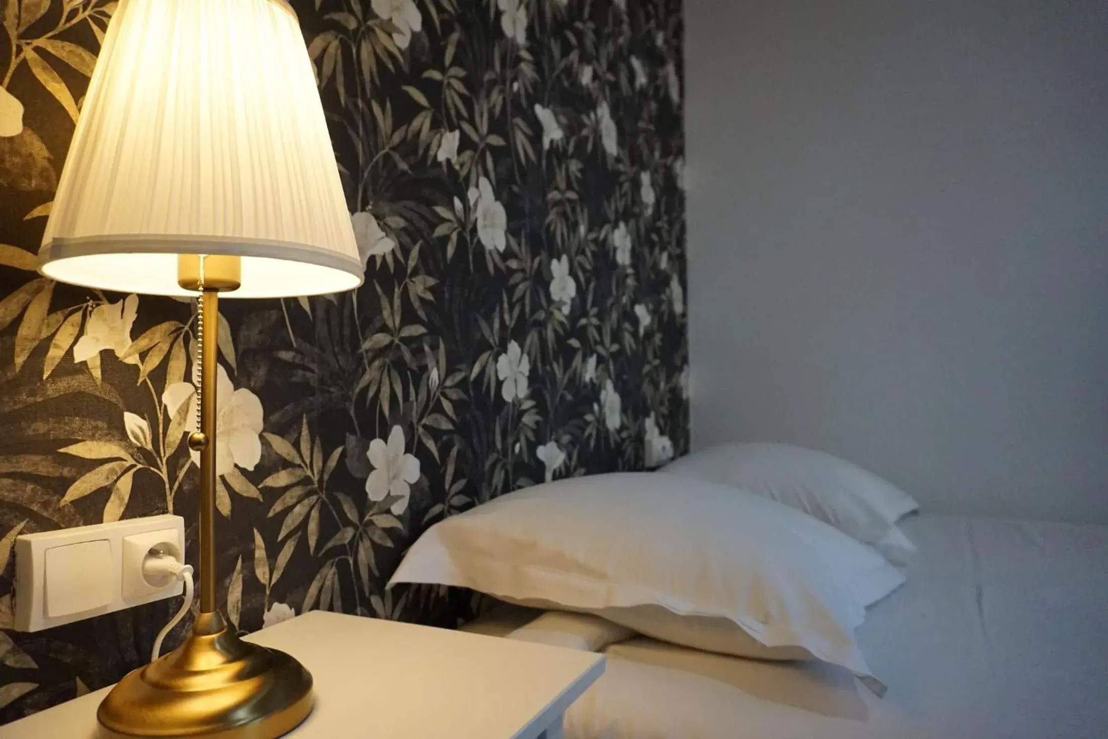 Small Double Room in Hotel Saint Paul Small Double Room in Hotel Saint Paul