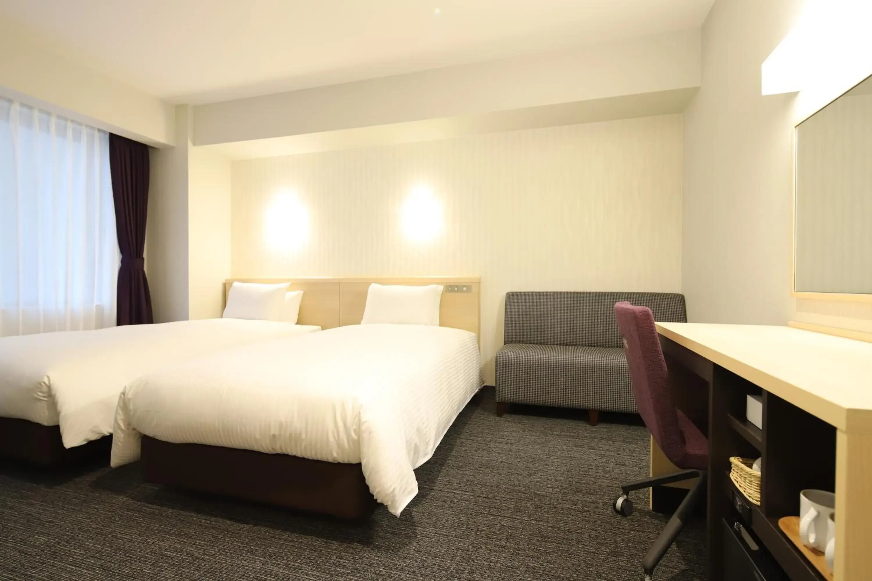 Twin Room - single occupancy - Disability Access - Non-Smoking in AB Hotel Osaka Sakaisuji Hommachi Twin Room - single occupancy - Disability Access - Non-Smoking in AB Hotel Osaka Sakaisuji Hommachi
