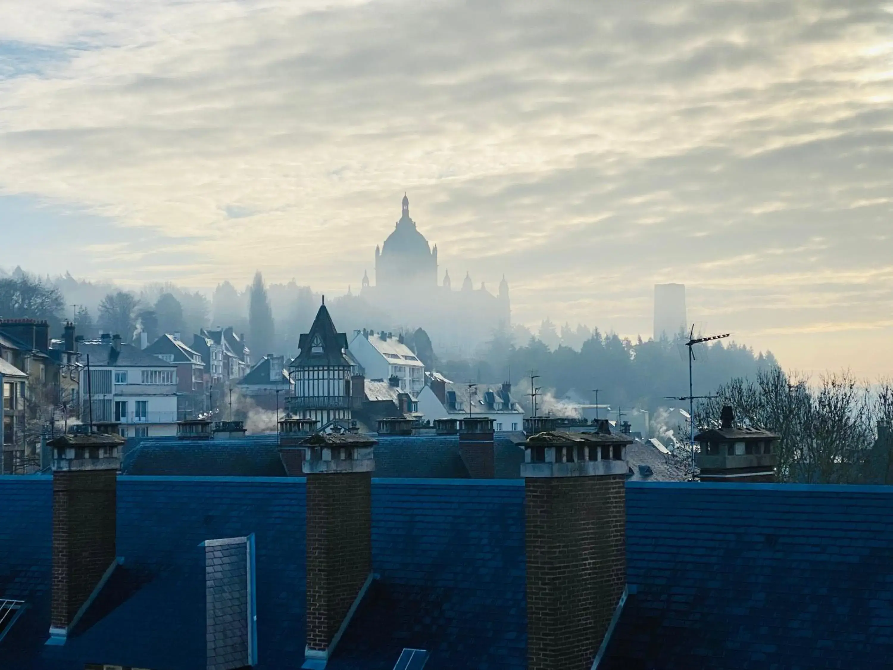 Suite with City View in Grand Hôtel de L'Espérance Suite with City View in Grand Hôtel de L'Espérance