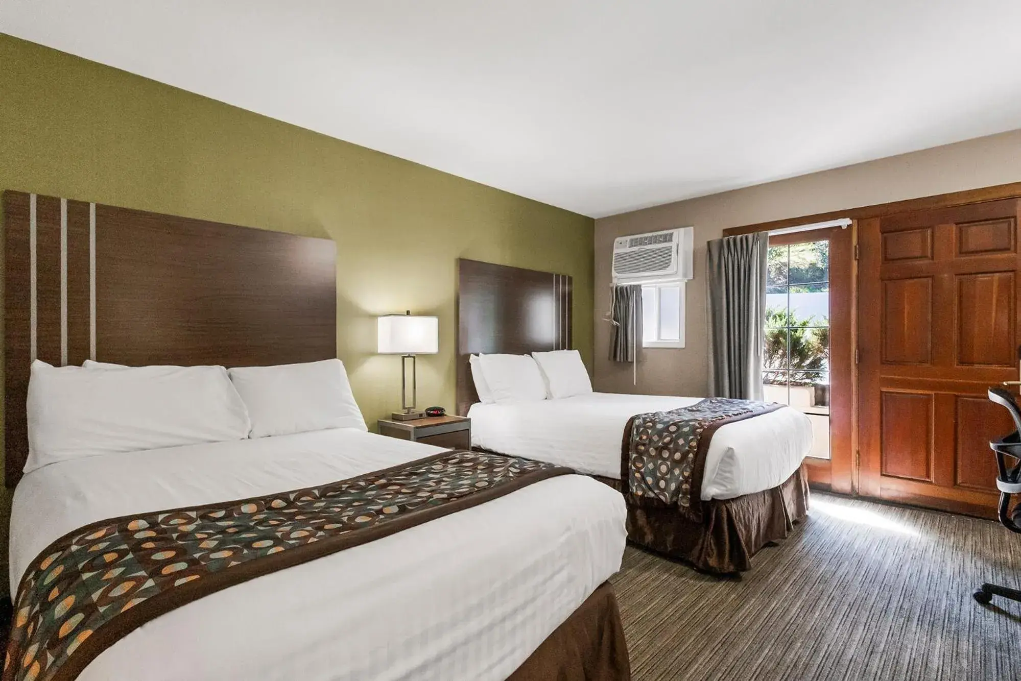 Double Room with Two Double Beds in Heritage Inn - Yosemite/Sonora Double Room with Two Double Beds in Heritage Inn - Yosemite/Sonora