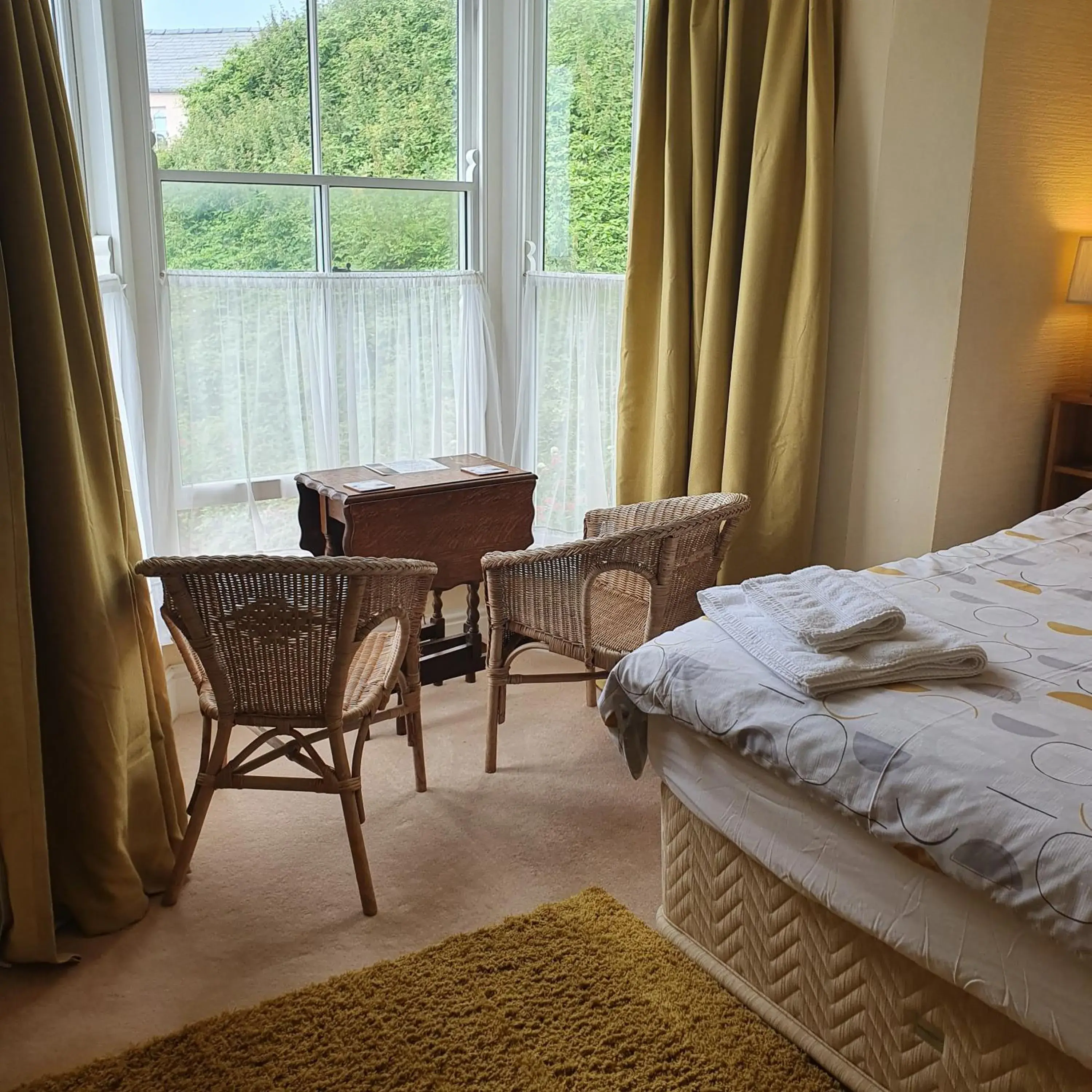 Pendyffryn Manor Bed & Breakfast Pendyffryn Manor Bed & Breakfast