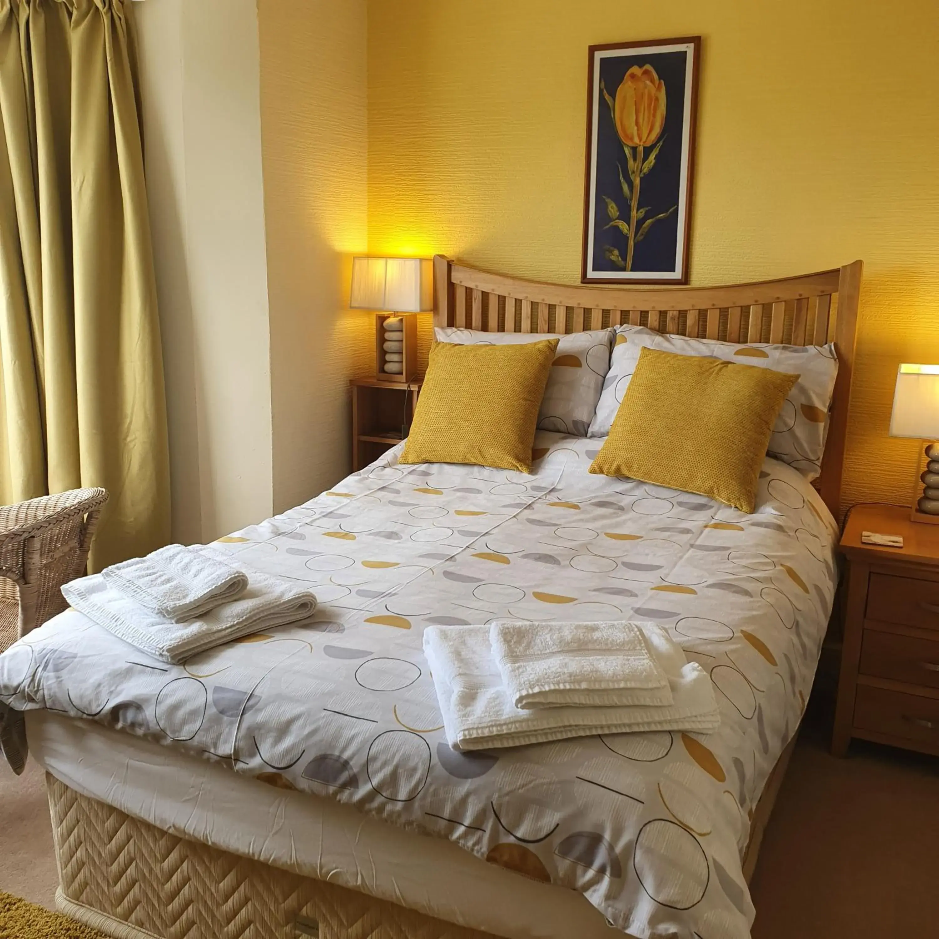 Deluxe Double Room in Pendyffryn Manor Bed & Breakfast Deluxe Double Room in Pendyffryn Manor Bed & Breakfast