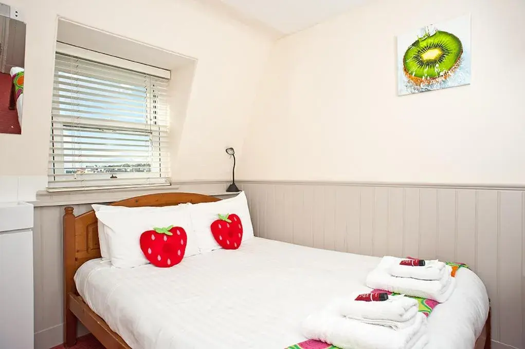 Attic Small Double with Shared Bathroom in Strawberry Fields Attic Small Double with Shared Bathroom in Strawberry Fields