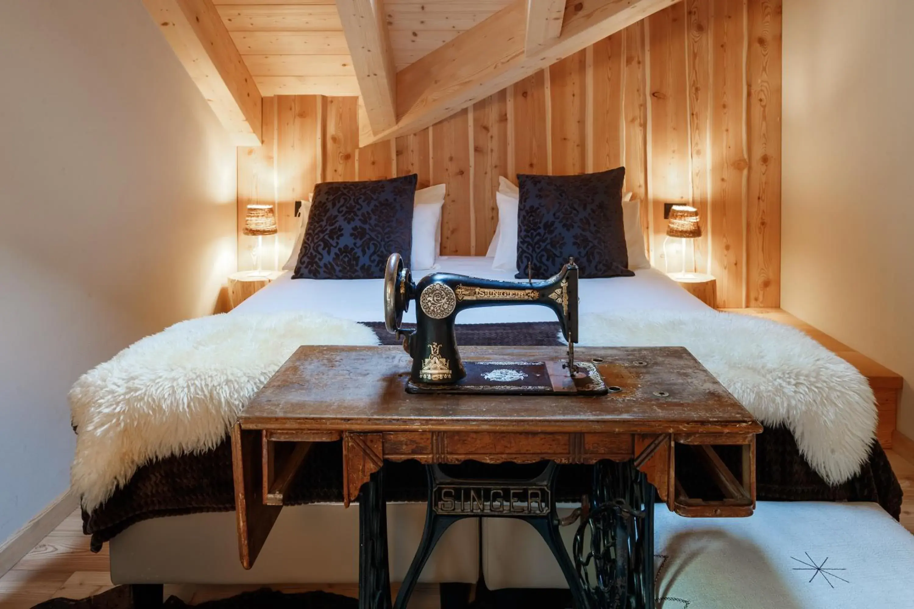 Deluxe Double or Twin Room with Mountain View in Agriturismo San Gallo Deluxe Double or Twin Room with Mountain View in Agriturismo San Gallo