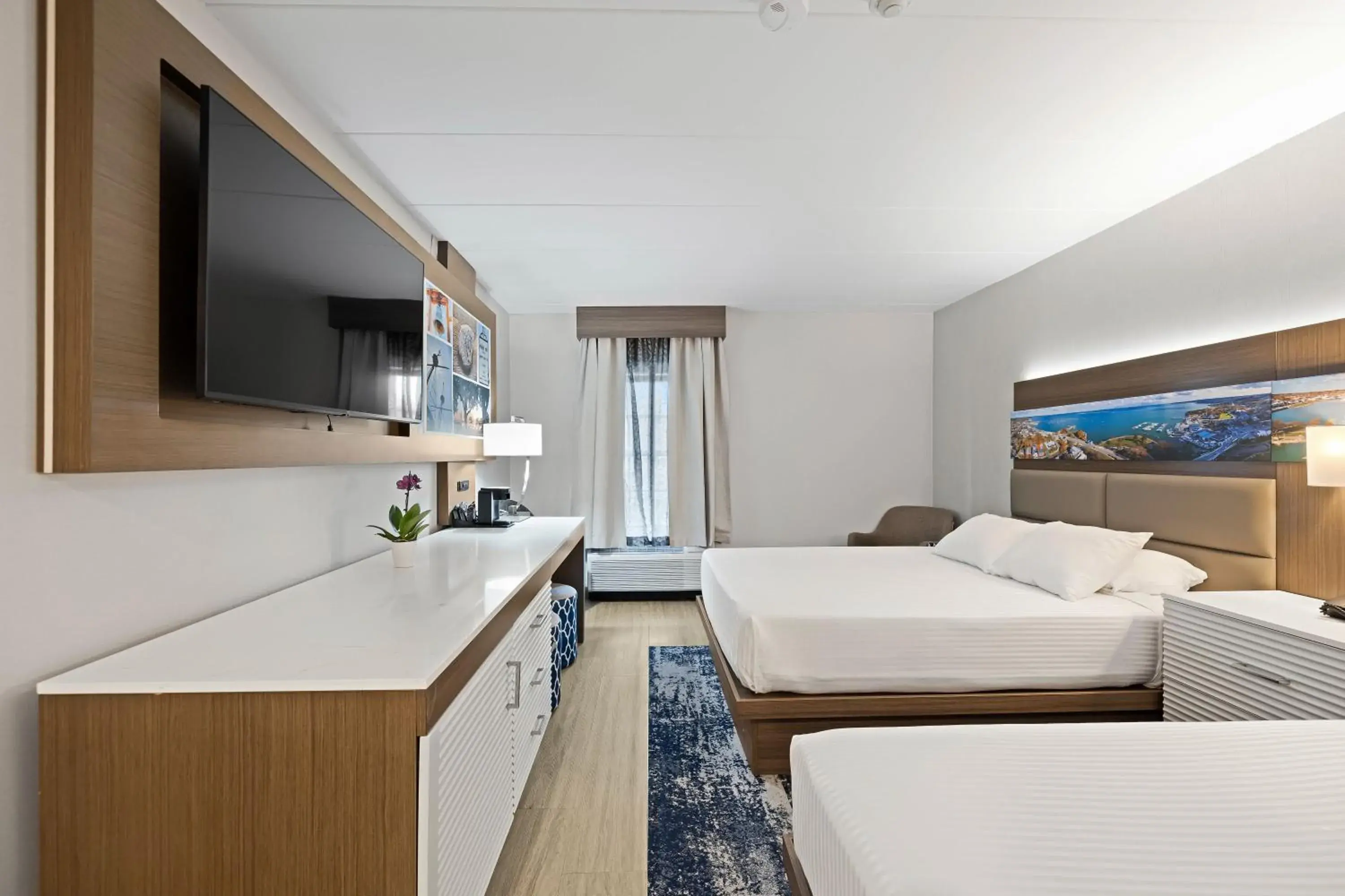 Non-Smoking Superior Room in John Carver Inn & Spa Non-Smoking Superior Room in John Carver Inn & Spa