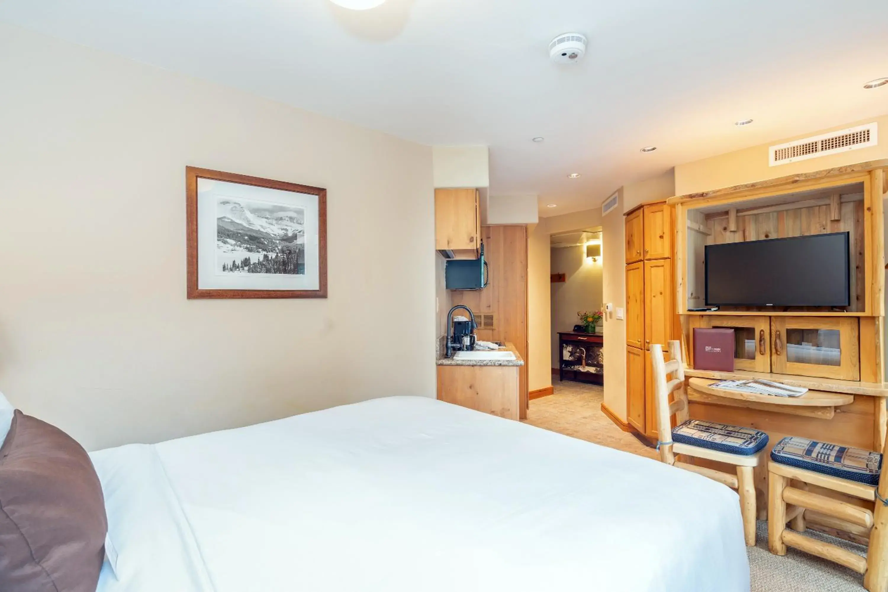 Studio in Inn at Lost Creek Studio in Inn at Lost Creek