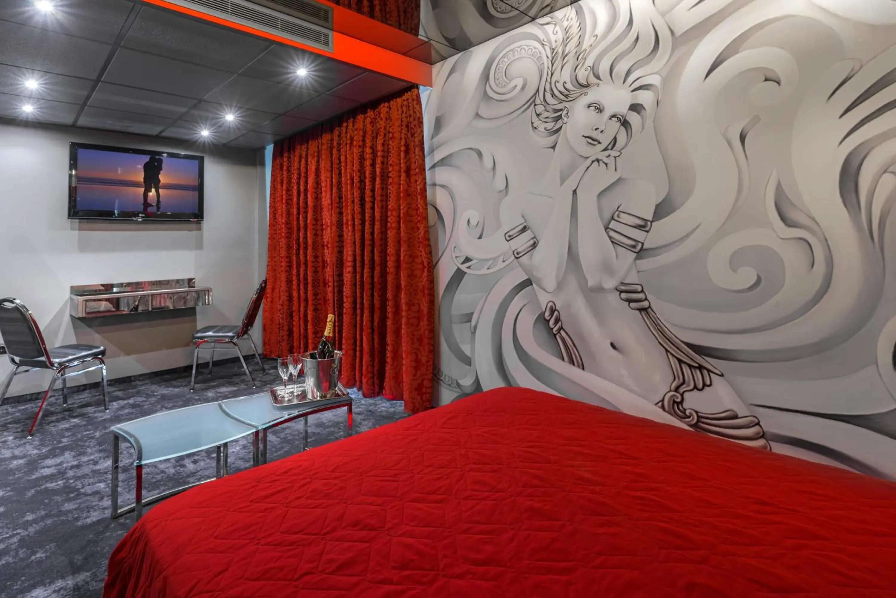 Superior Double Room in ALFA HOTEL Superior Double Room in ALFA HOTEL