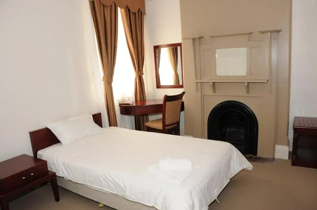 Single Room - single occupancy in Railway Bistro - Kandos Single Room - single occupancy in Railway Bistro - Kandos