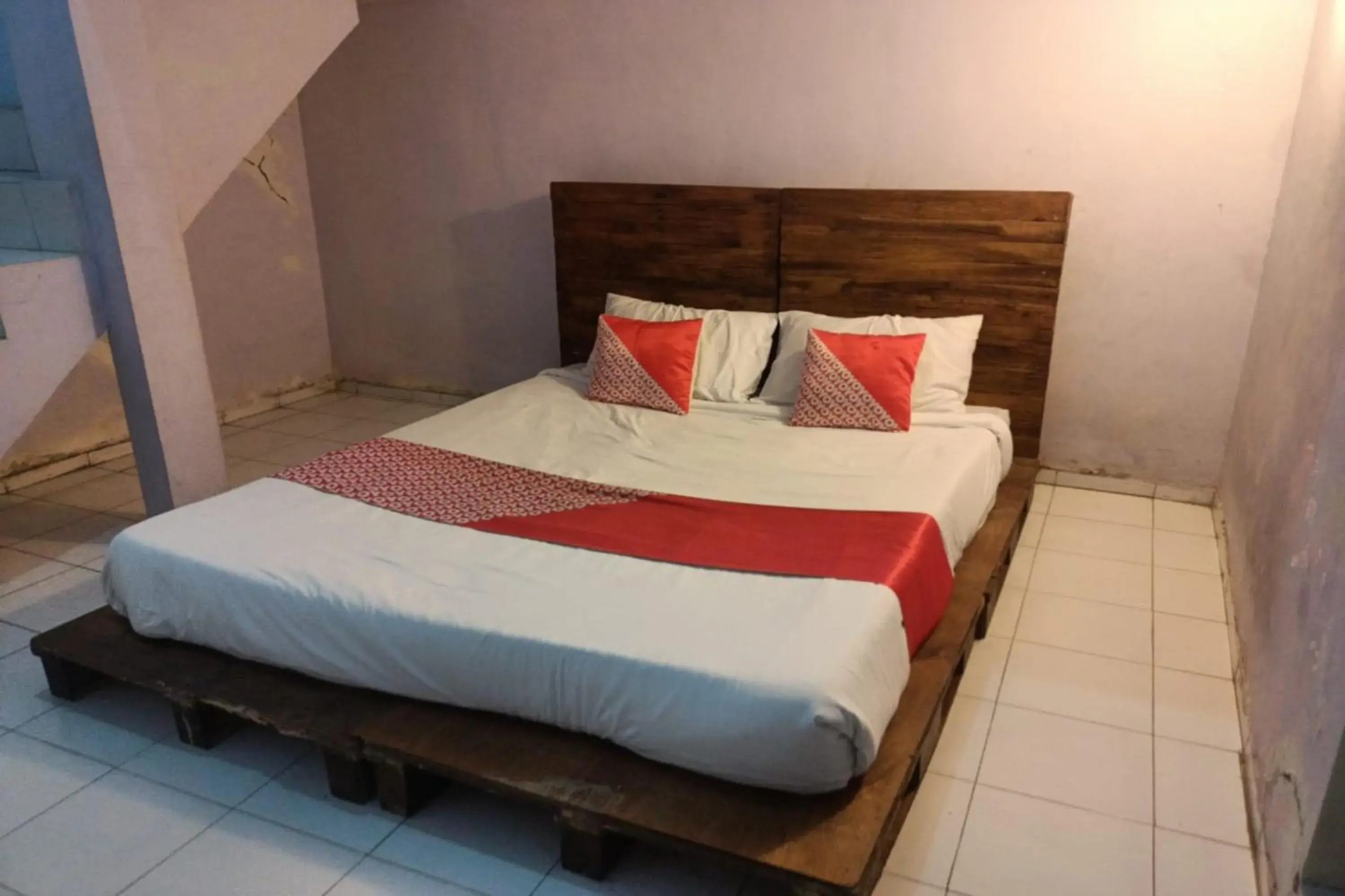 Economy Double Room in Hotel O Ibma Smart Syariah Economy Double Room in Hotel O Ibma Smart Syariah