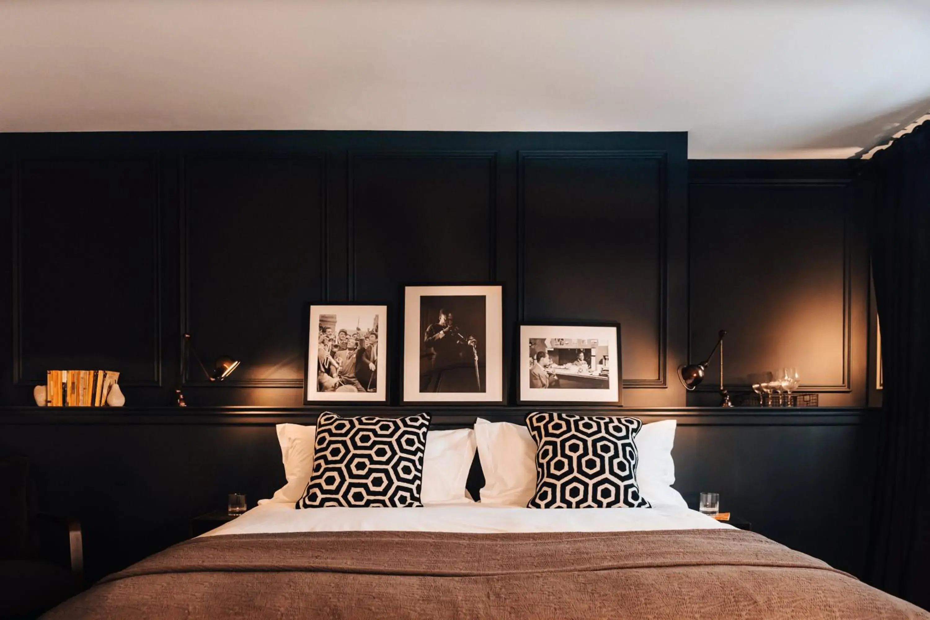 Standard King Room - single occupancy in The George Standard King Room - single occupancy in The George