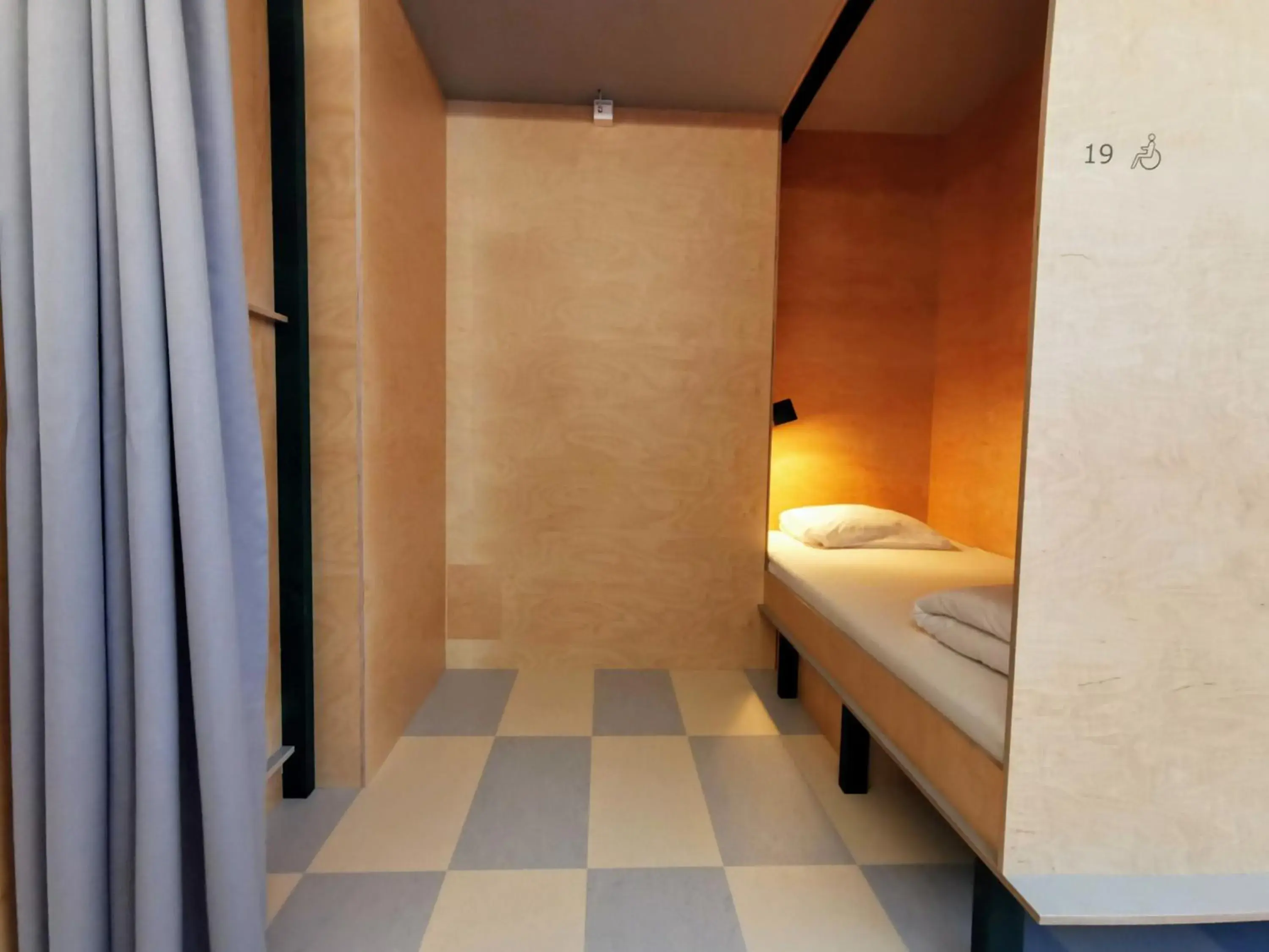 Single Bed Capsule - Disability Access in Green Marmot Capsule Hotel Zürich Single Bed Capsule - Disability Access in Green Marmot Capsule Hotel Zürich
