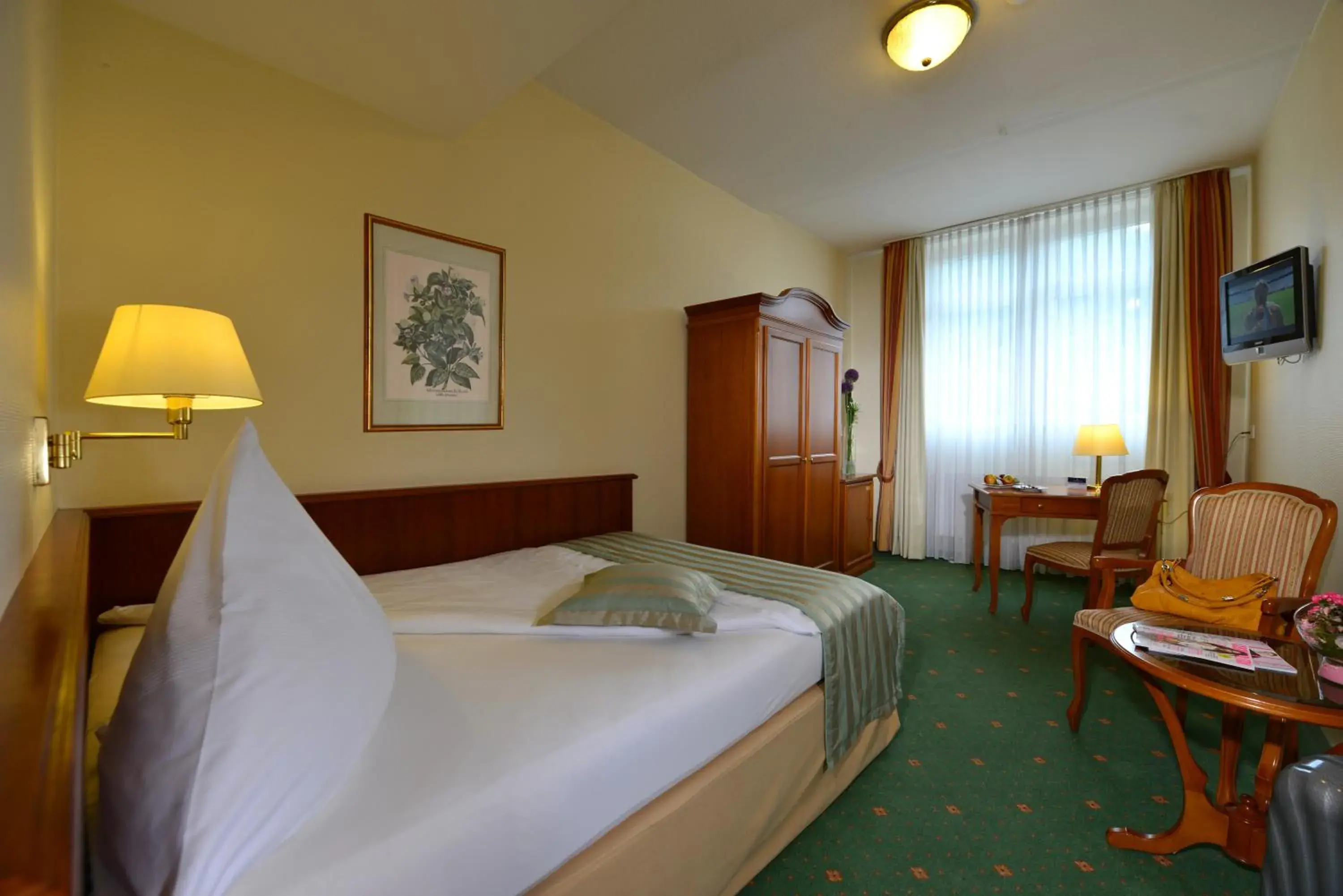 Superior Single Room in City Partner Hotel Holländer Hof Superior Single Room in City Partner Hotel Holländer Hof