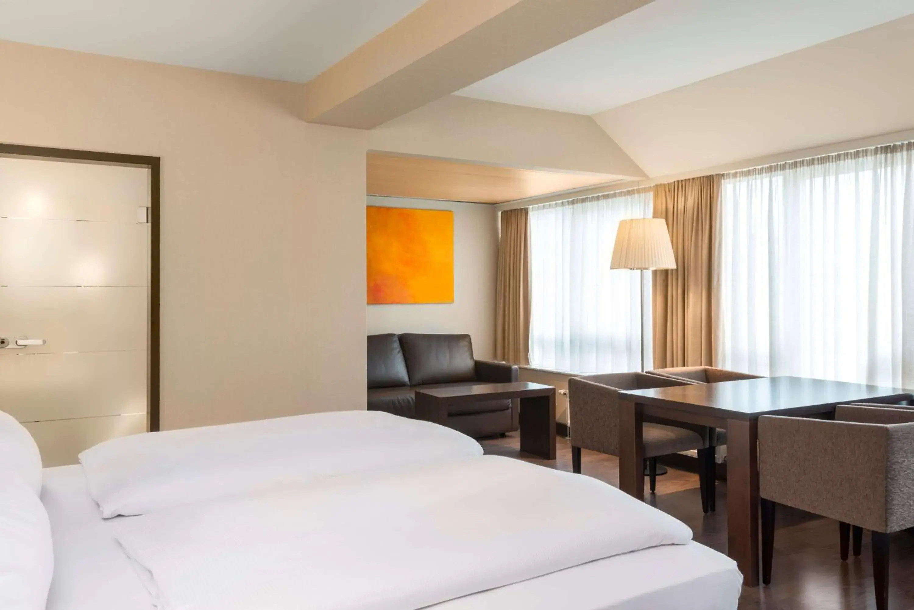 Junior Suite in NH Düsseldorf Königsallee Junior Suite in NH Düsseldorf Königsallee