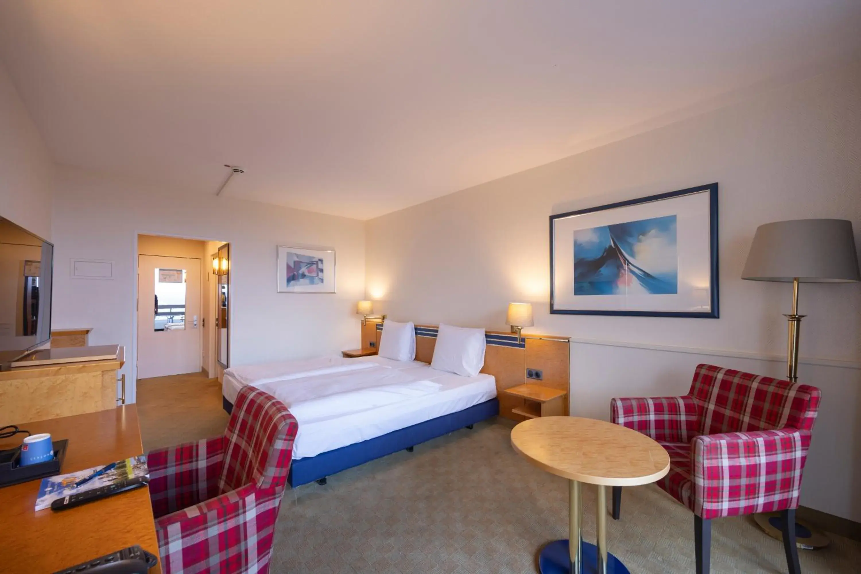 Deluxe Double Room in Fletcher Hotel-Restaurant Arnsberg-Sauerland Deluxe Double Room in Fletcher Hotel-Restaurant Arnsberg-Sauerland