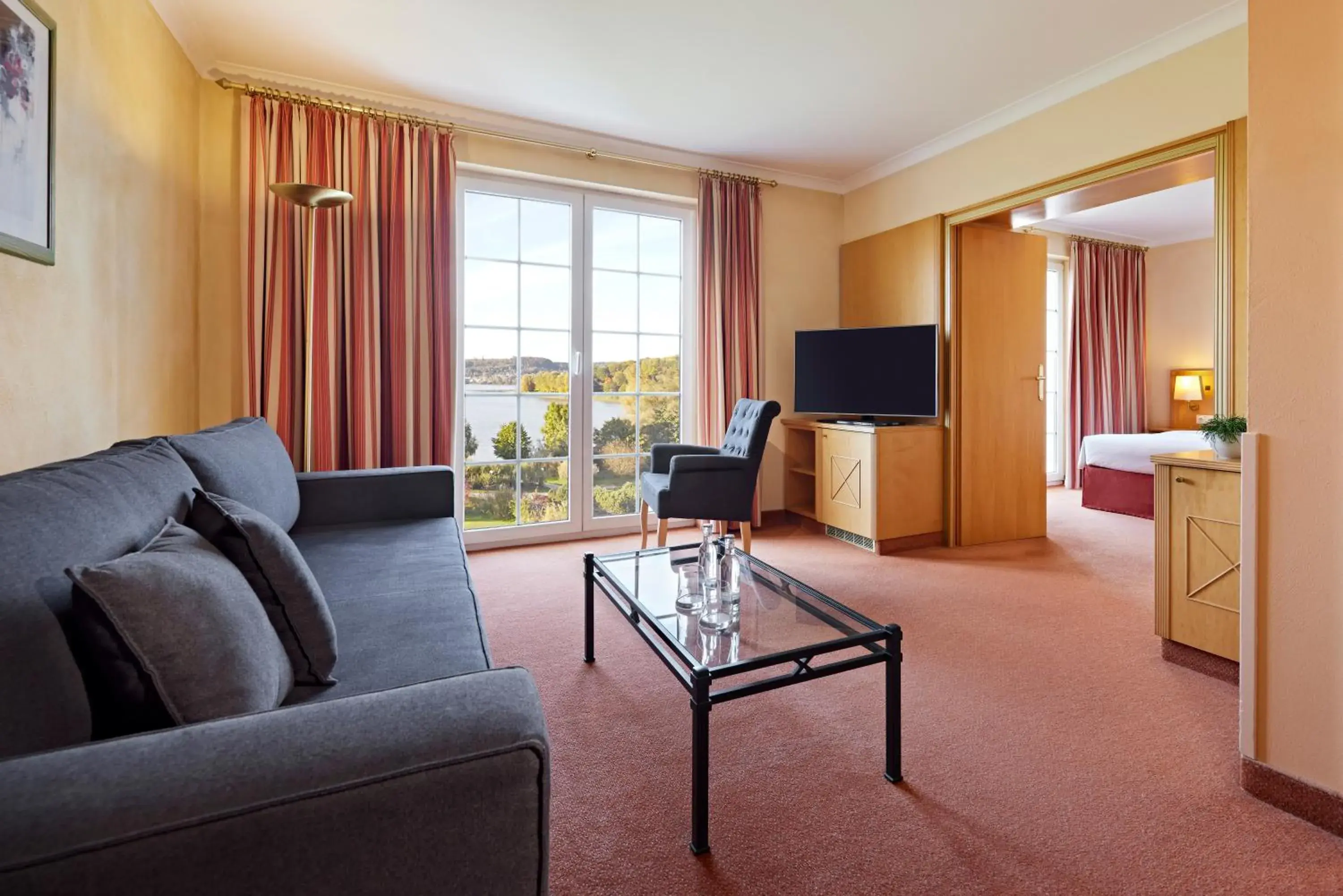 One-Bedroom Suite in Lindner Hotel Wiesensee One-Bedroom Suite in Lindner Hotel Wiesensee