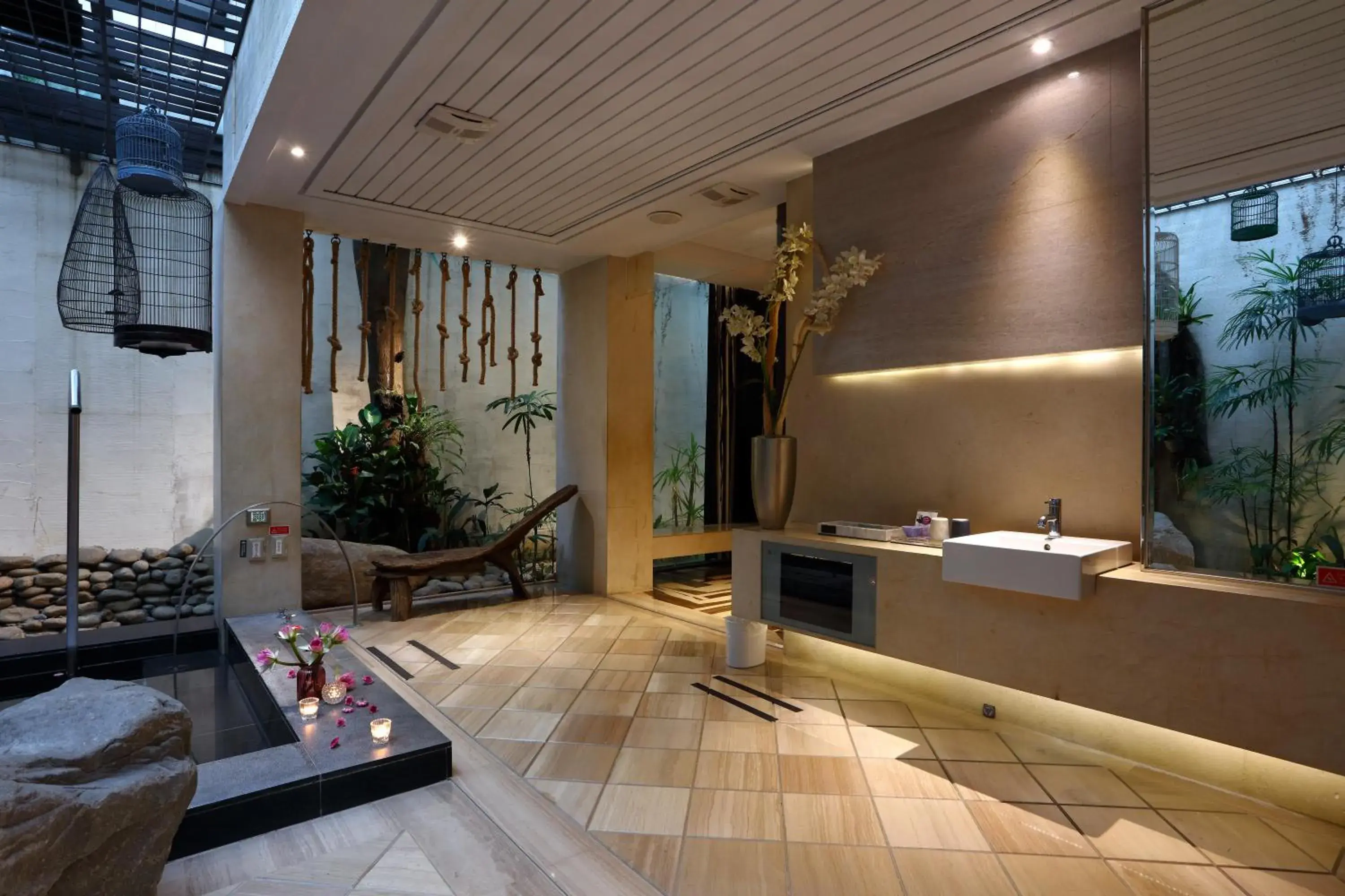 Deluxe Suite (Check-in after 18:00) in Mulan Motel Deluxe Suite (Check-in after 18:00) in Mulan Motel