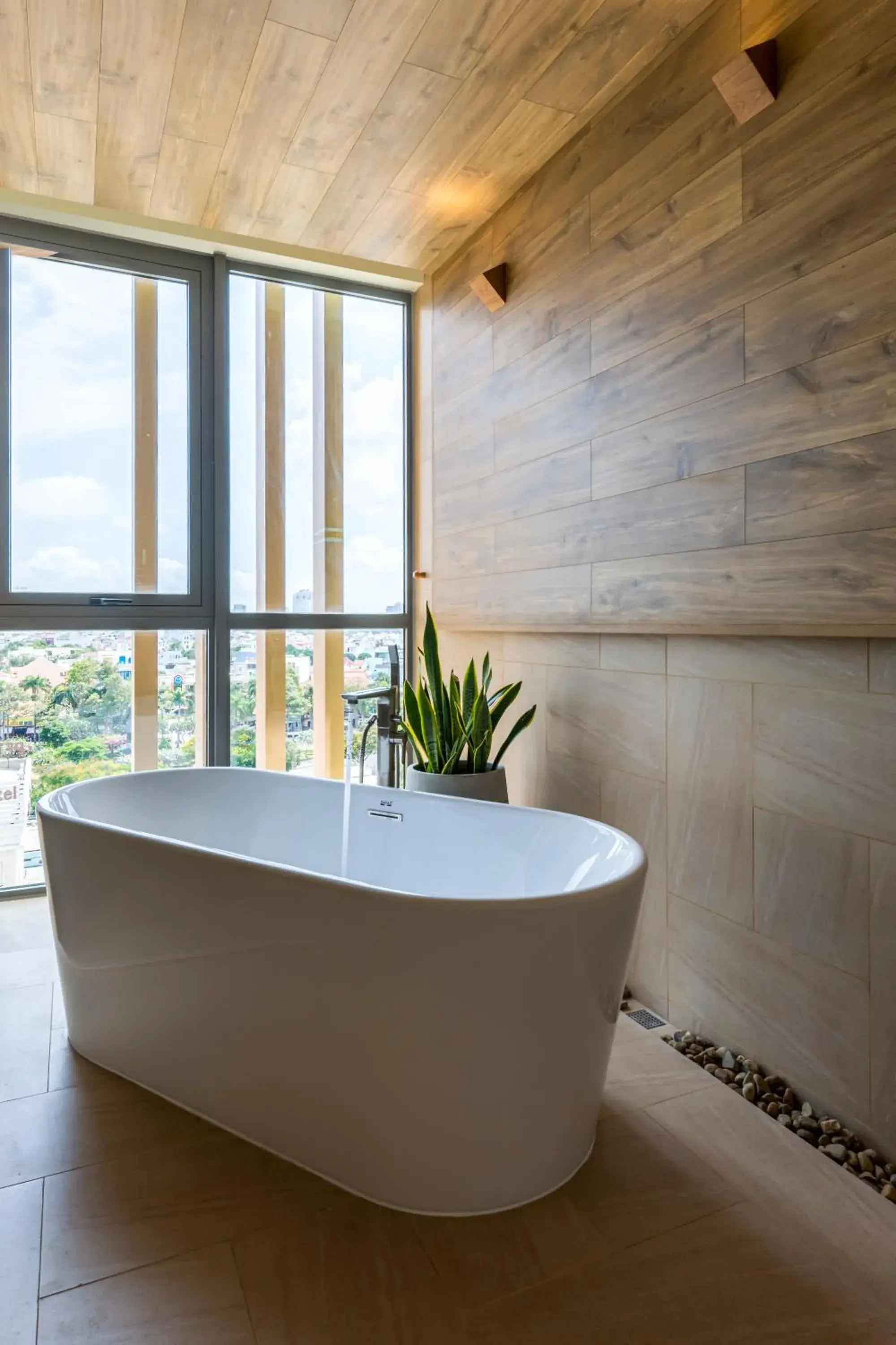 Fusion Deluxe Twin Suite With City View - Daily Spa Inclusive in Fusion Suites Vung Tau Fusion Deluxe Twin Suite With City View - Daily Spa Inclusive in Fusion Suites Vung Tau