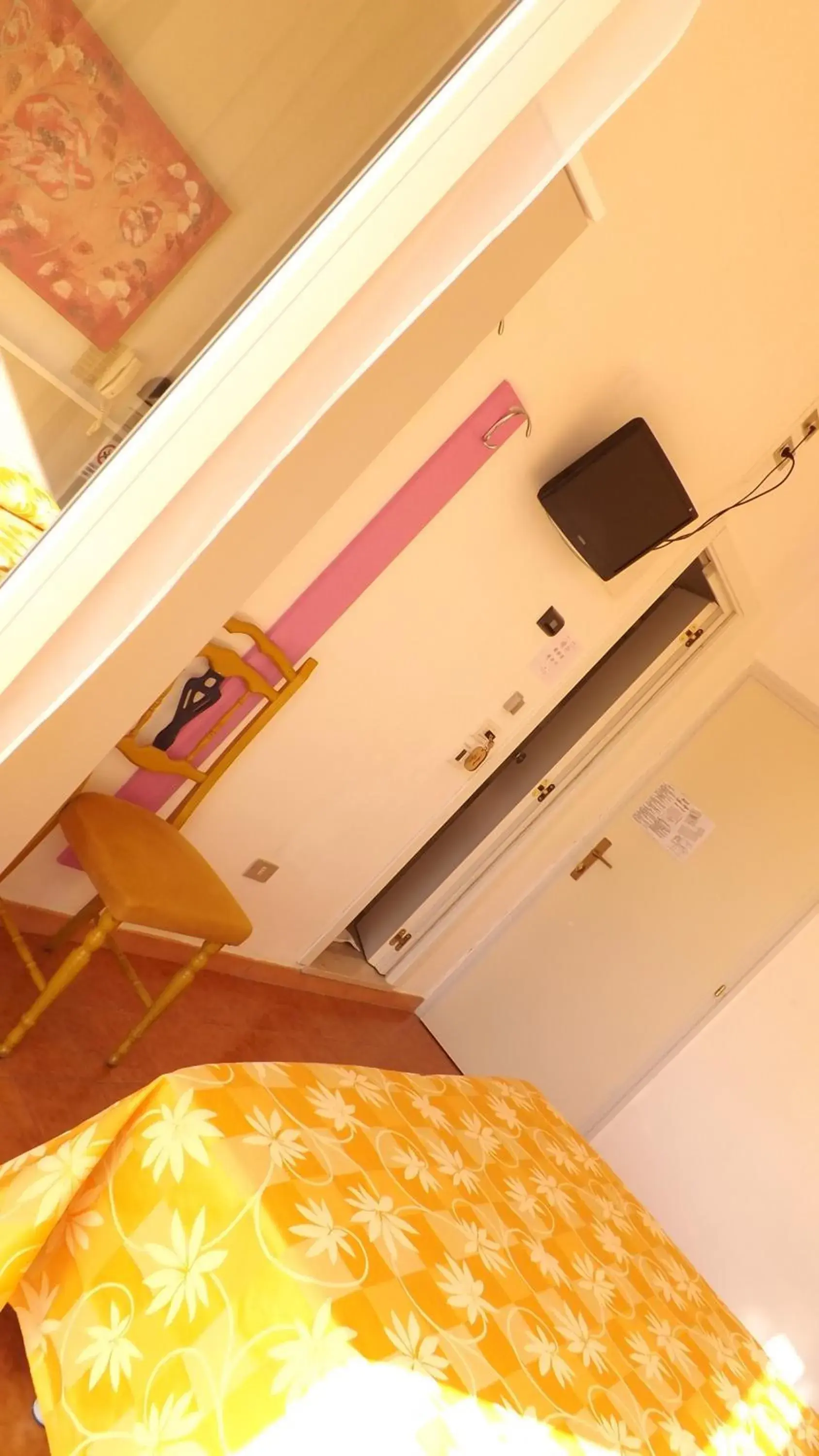 Economy Double Room in Hotel Alga Economy Double Room in Hotel Alga