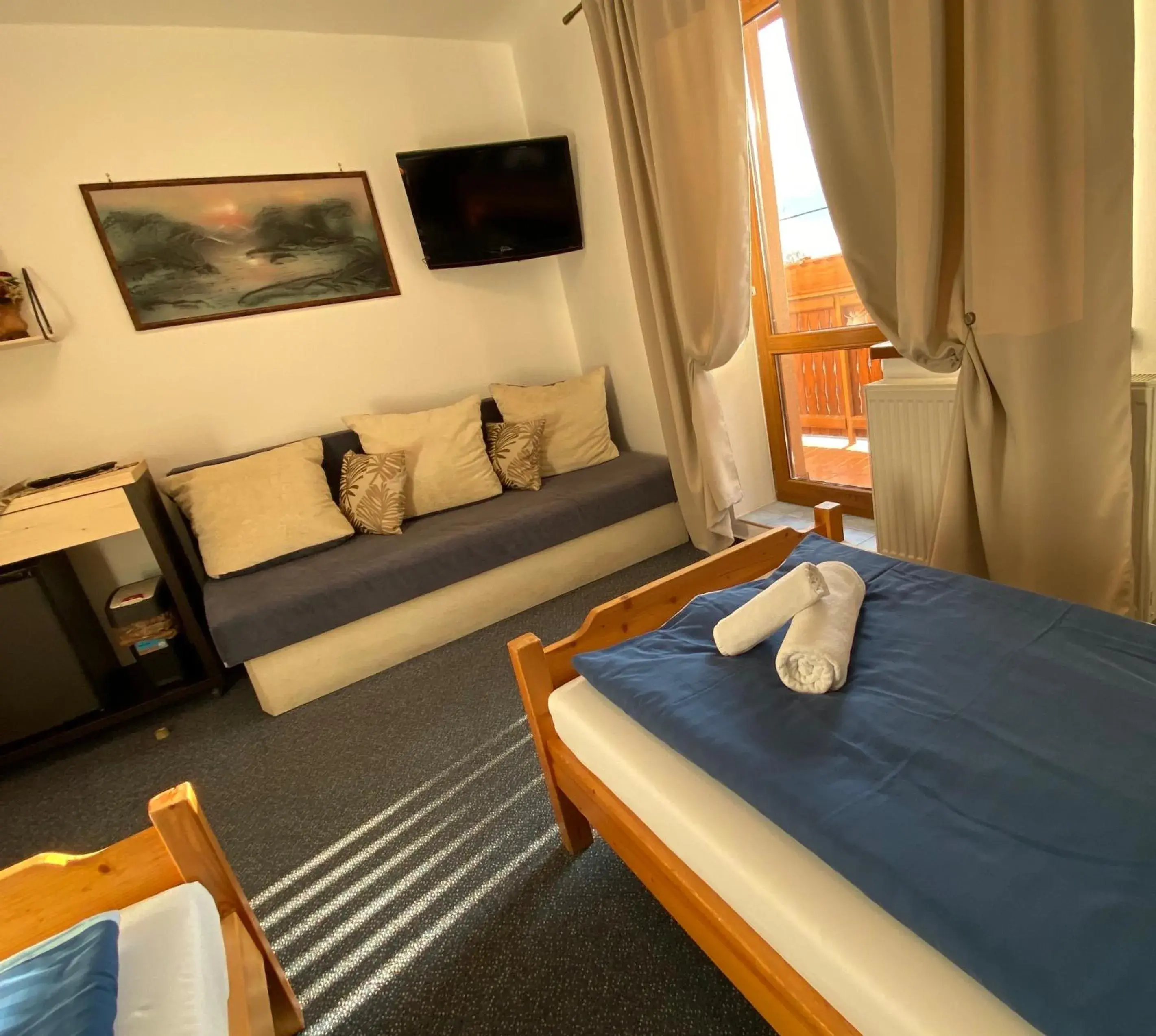 Double or Twin Room with Mountain View - single occupancy in Penzión Vila Petra Bed&Breakfast Double or Twin Room with Mountain View - single occupancy in Penzión Vila Petra Bed&Breakfast