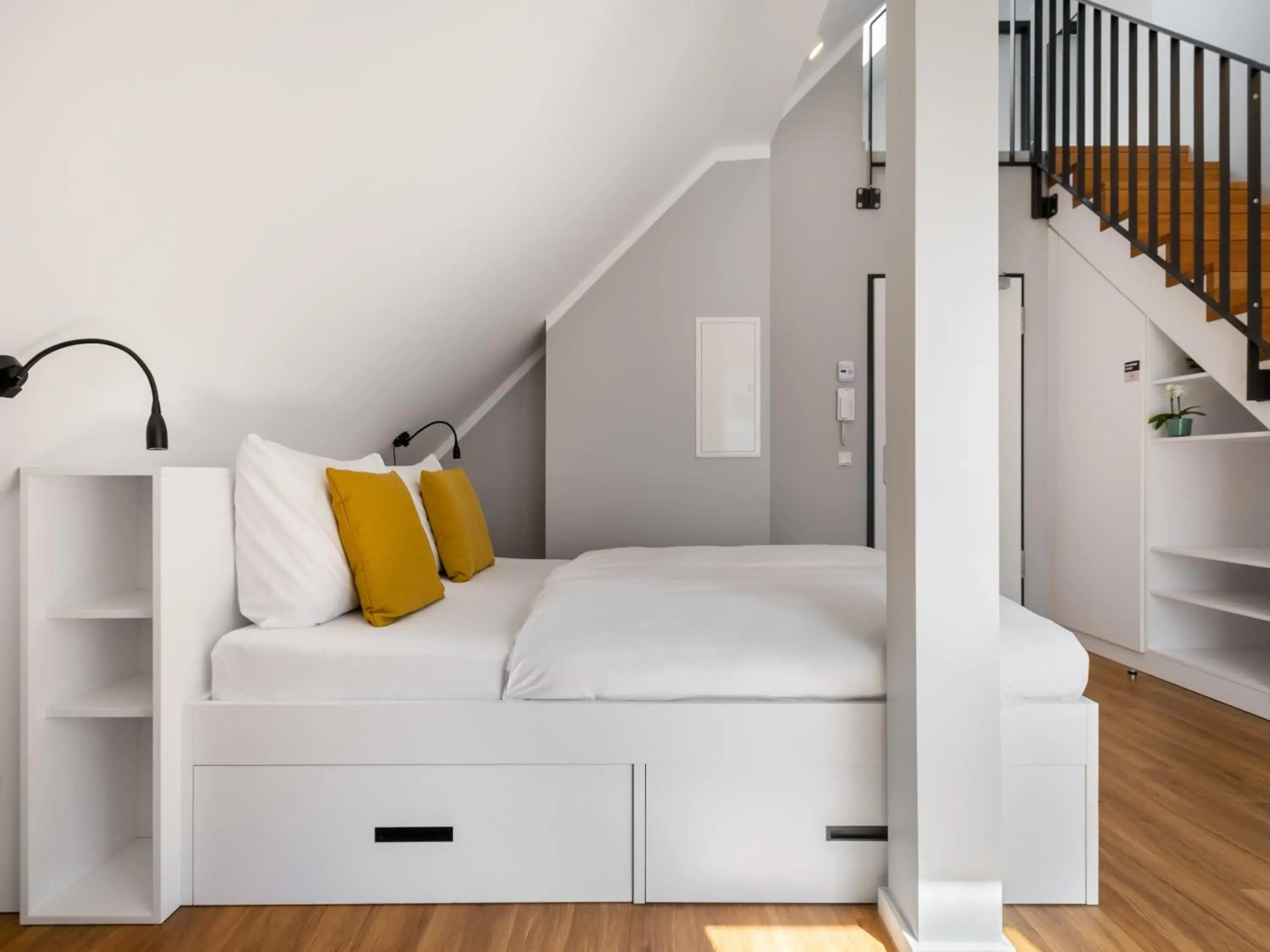 Extra Large Studio with Kitchenette and Sofa Bed - Duplex in Numa Munich Munico Extra Large Studio with Kitchenette and Sofa Bed - Duplex in Numa Munich Munico