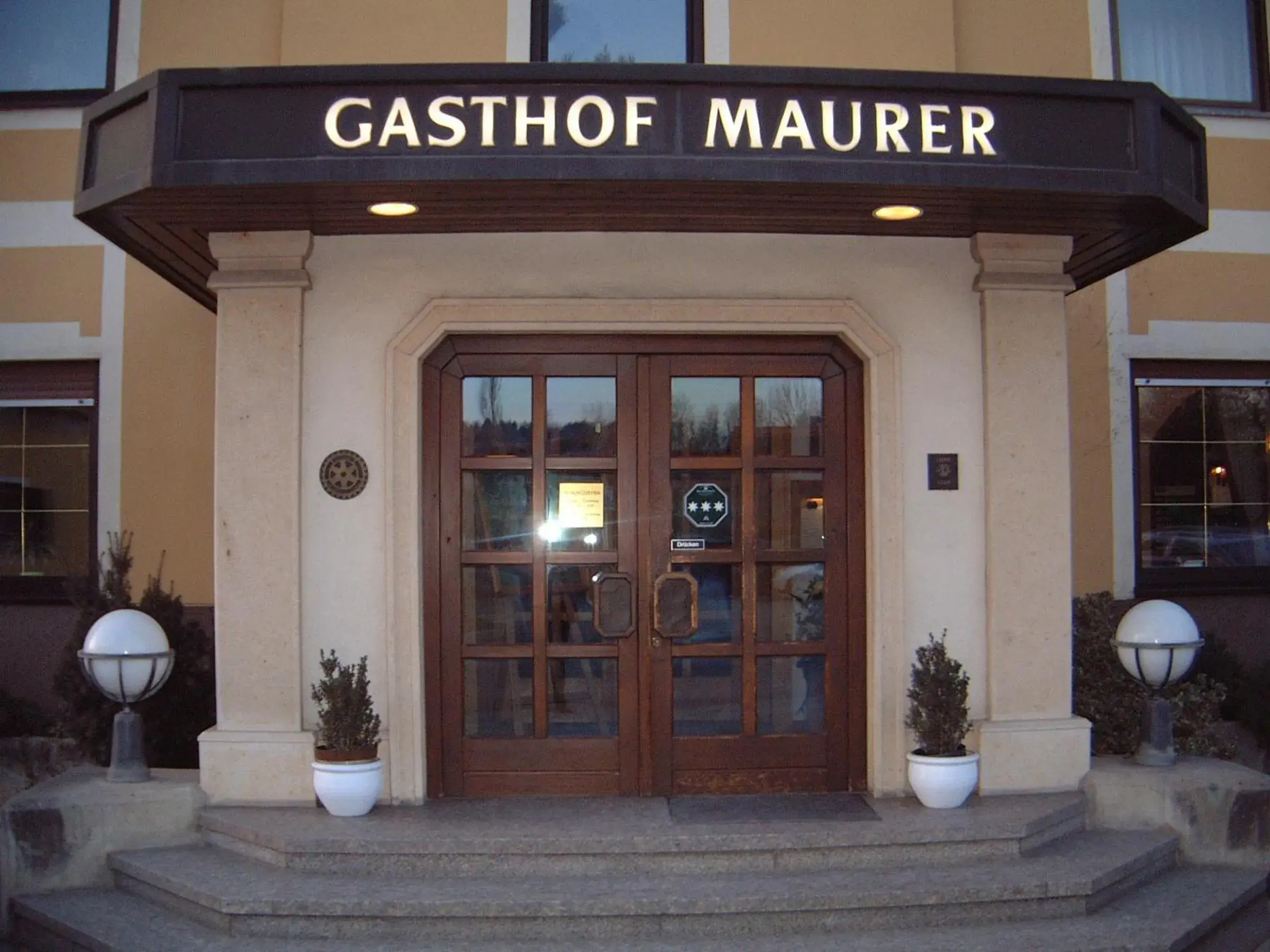 Maurer Gasthof-Vinothek Maurer Gasthof-Vinothek