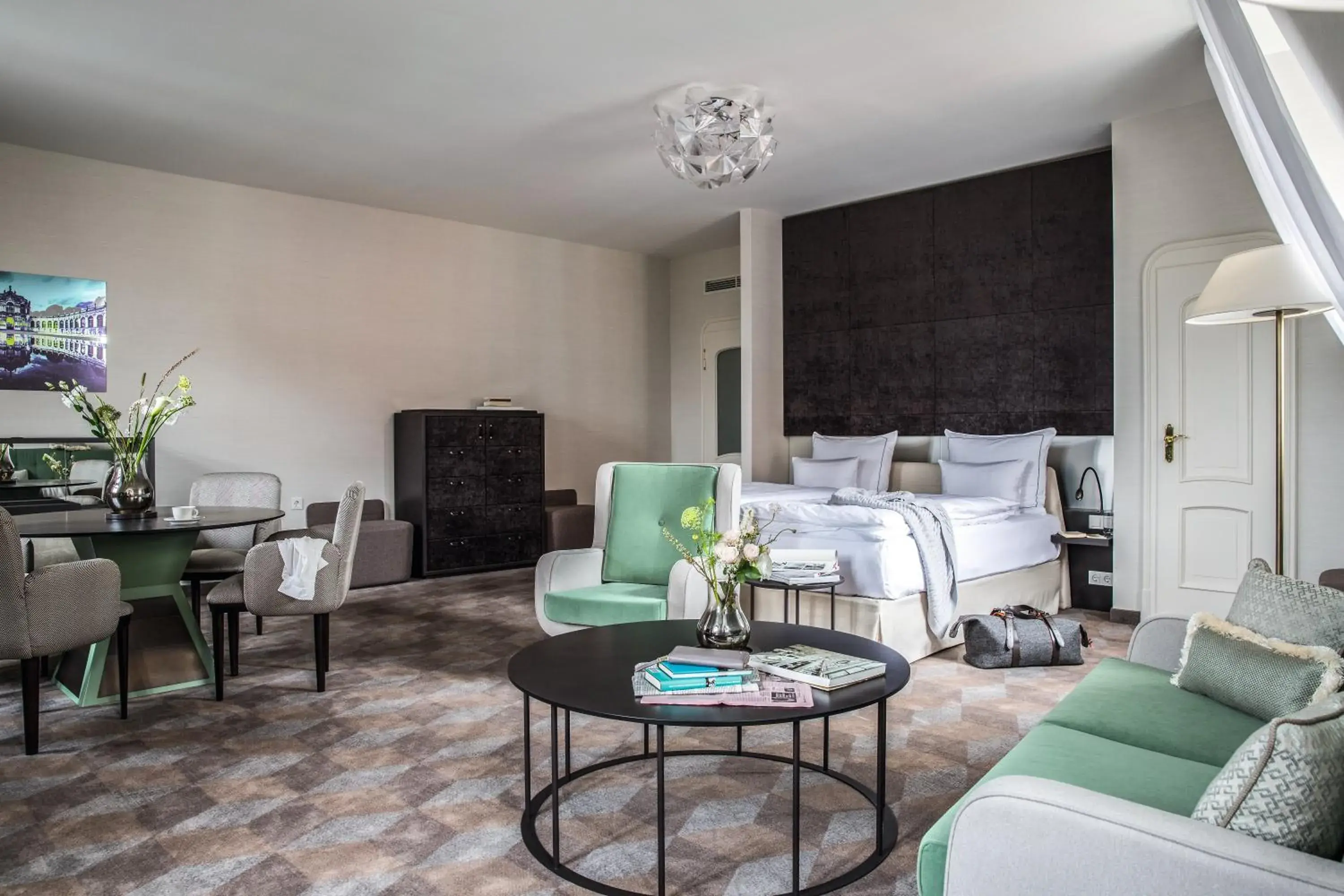 Junior Suite in Gewandhaus Dresden, Autograph Collection Junior Suite in Gewandhaus Dresden, Autograph Collection