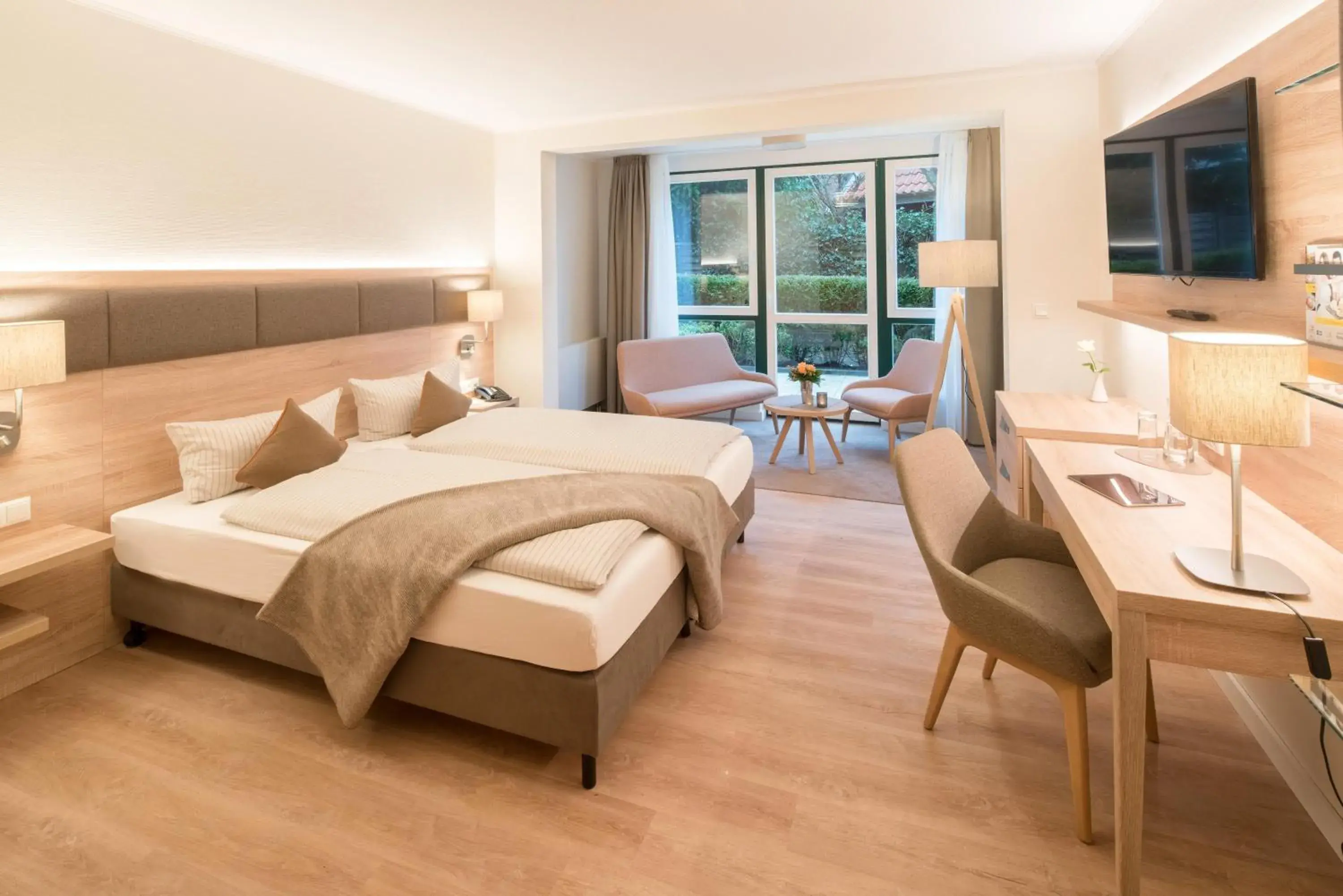 Comfort Double Room with Terrace in Hotel Altes Zollhaus Comfort Double Room with Terrace in Hotel Altes Zollhaus