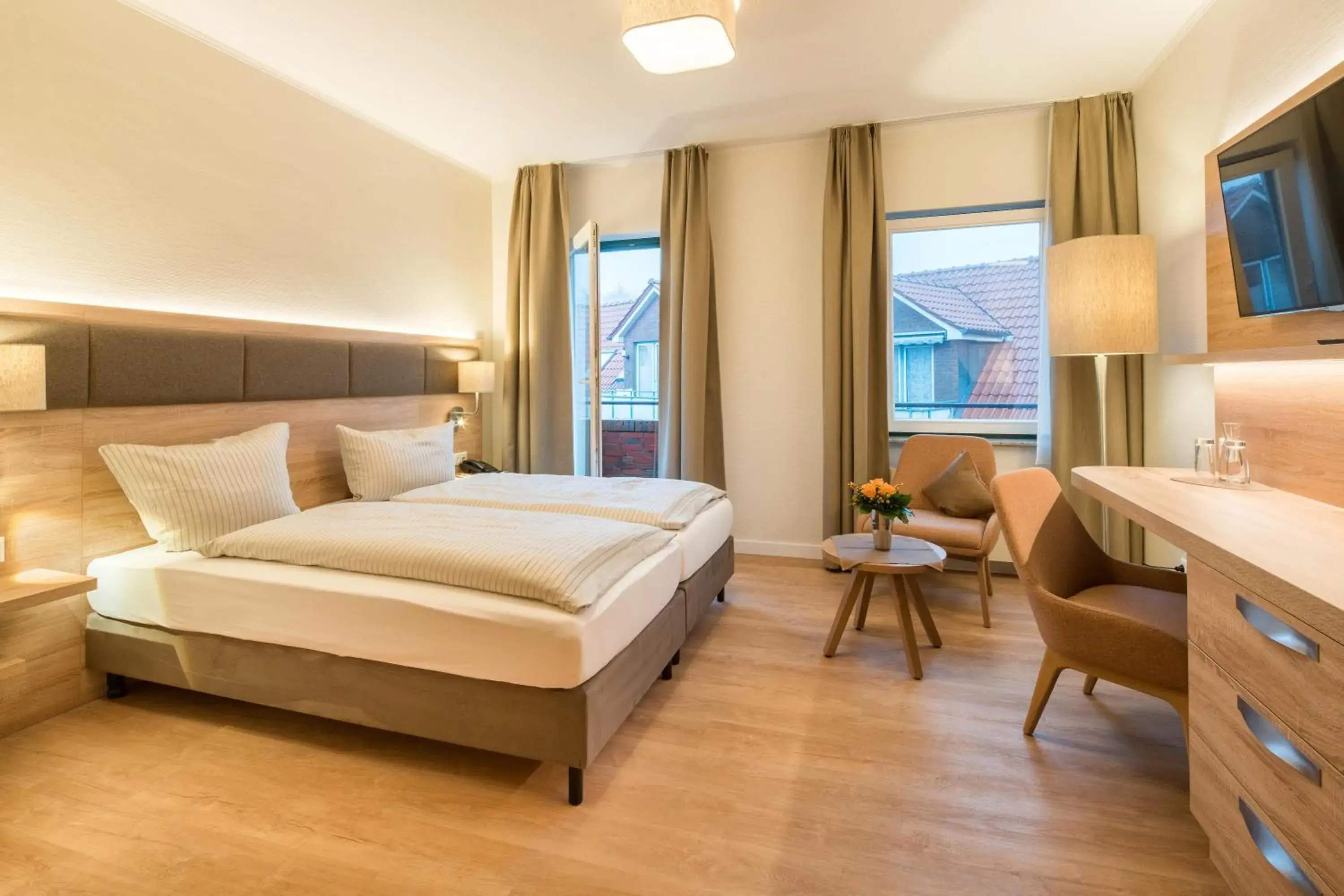 Comfort Double Room with Balcony in Hotel Altes Zollhaus Comfort Double Room with Balcony in Hotel Altes Zollhaus