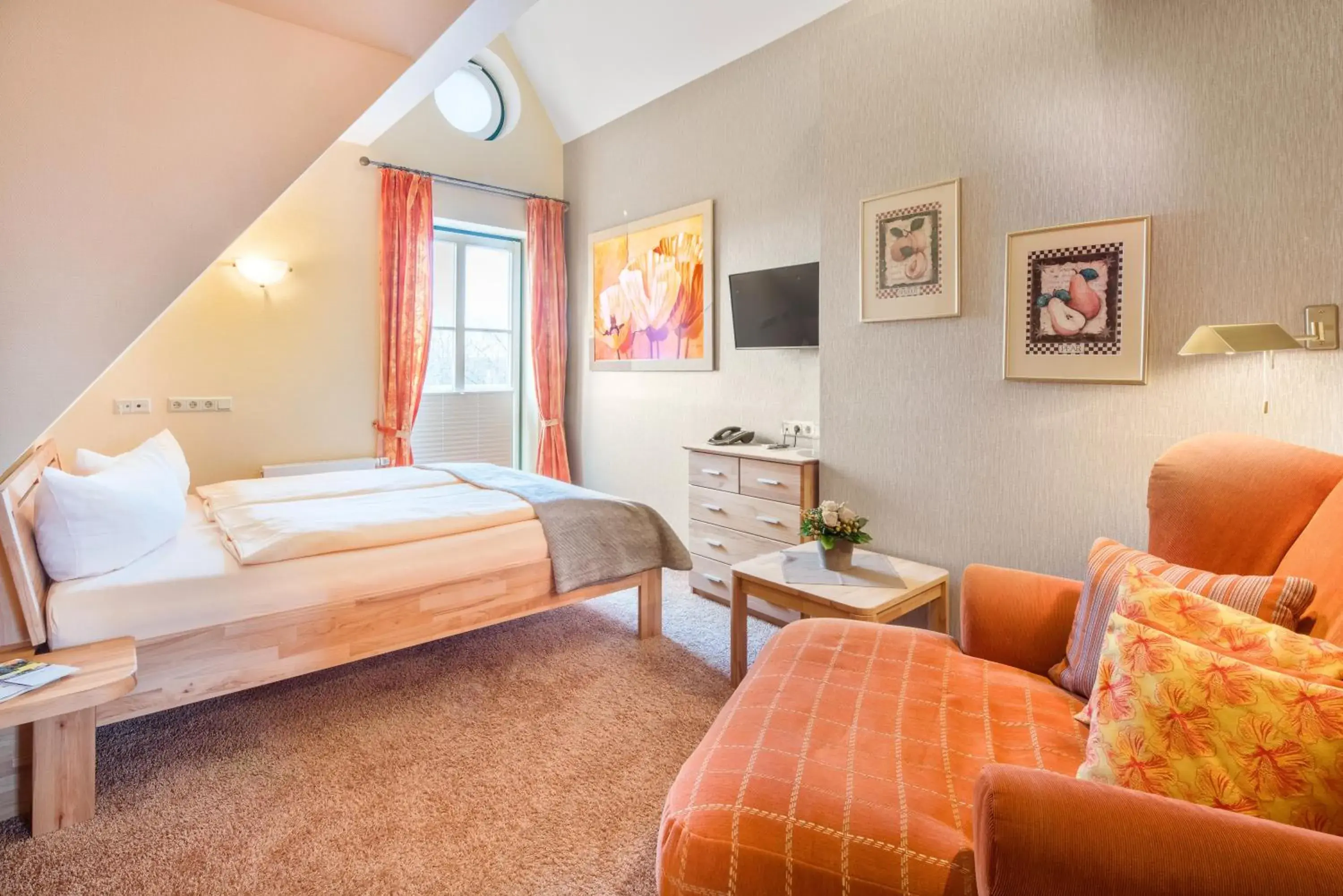 Small Double Room in Hotel Altes Zollhaus Small Double Room in Hotel Altes Zollhaus