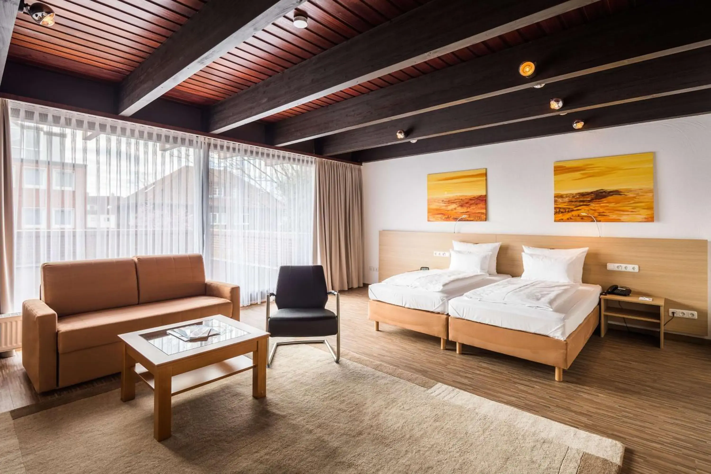 Superior Double Room with Sofa Bed in Best Western Hotel Heide Superior Double Room with Sofa Bed in Best Western Hotel Heide