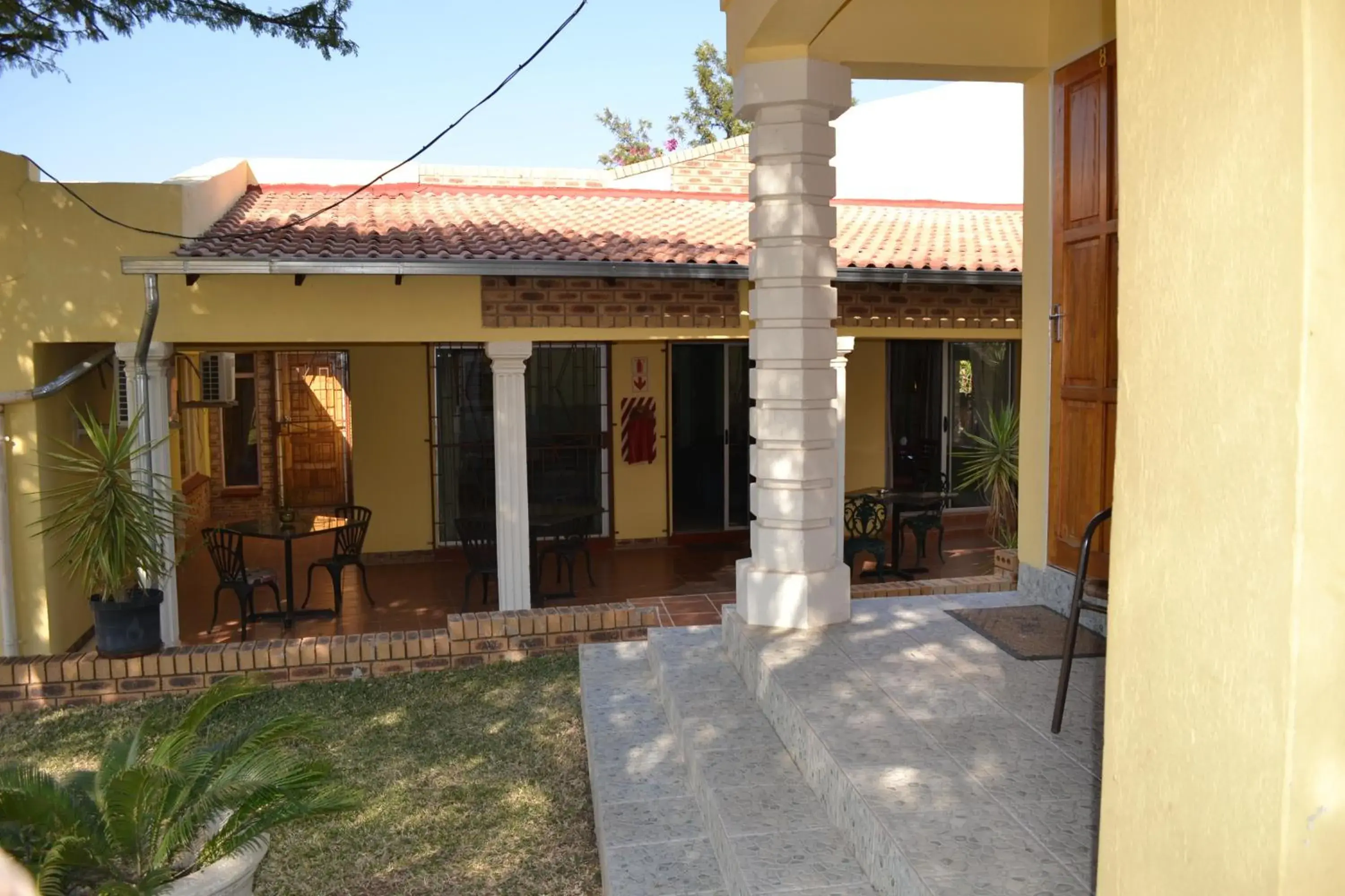 Deluxe King Room in Kamogelo Guest House Deluxe King Room in Kamogelo Guest House