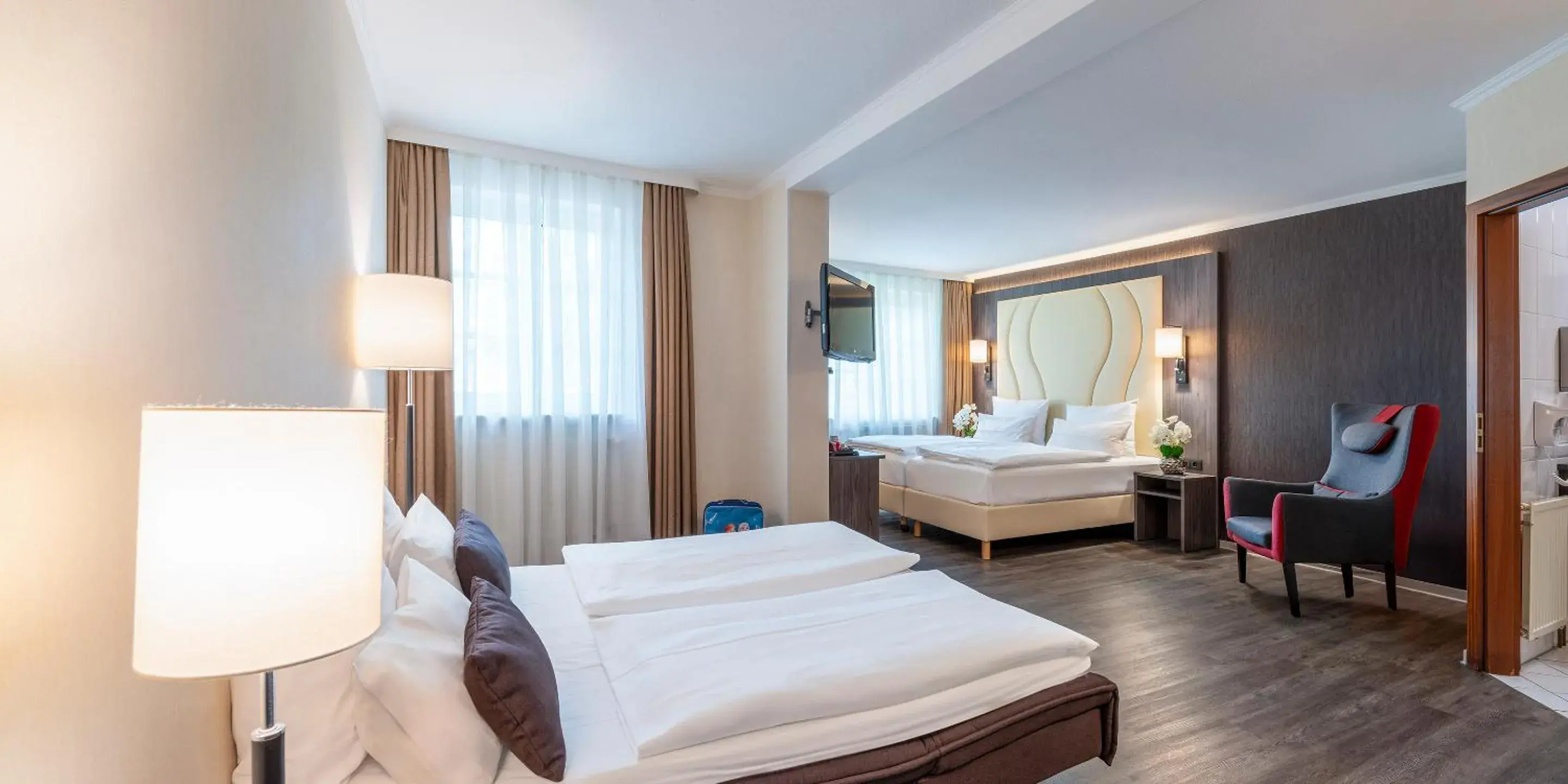 Family Twin Room with Sofa Bed - single occupancy in Best Western Hotel Schmoeker-Hof Family Twin Room with Sofa Bed - single occupancy in Best Western Hotel Schmoeker-Hof