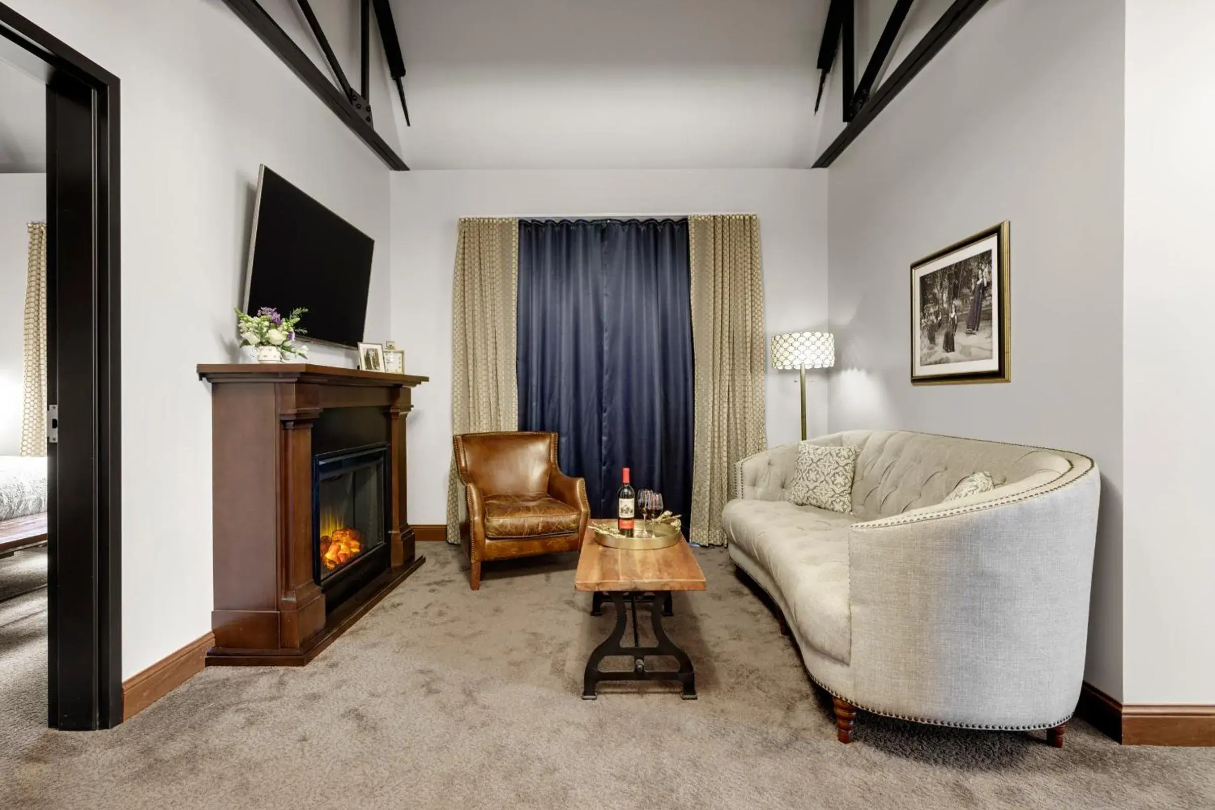 Two-Bedroom Suite in Celeste of St Paul Two-Bedroom Suite in Celeste of St Paul