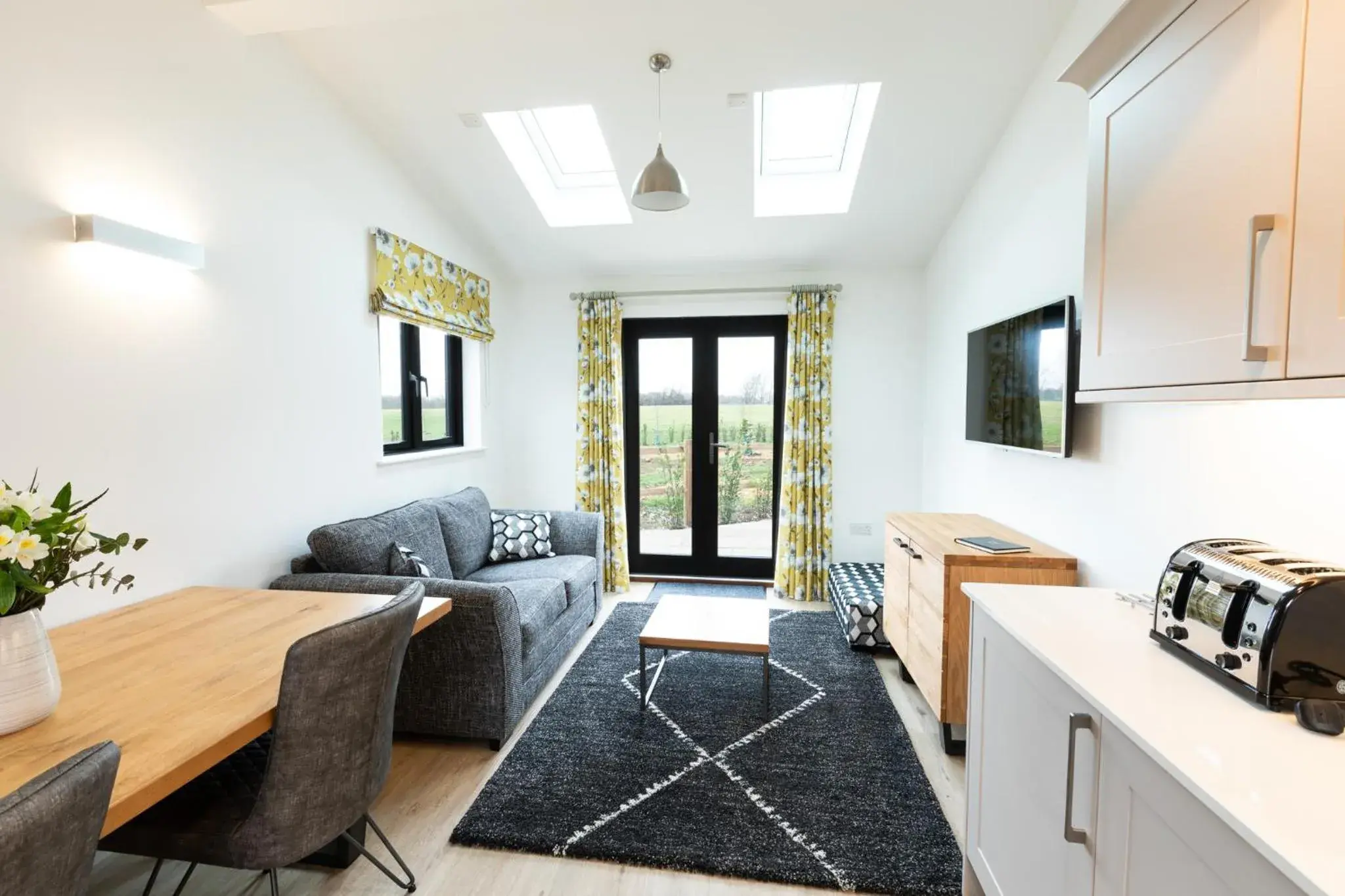 Superior Chalet in The Yard @ Pringle Farm Superior Chalet in The Yard @ Pringle Farm