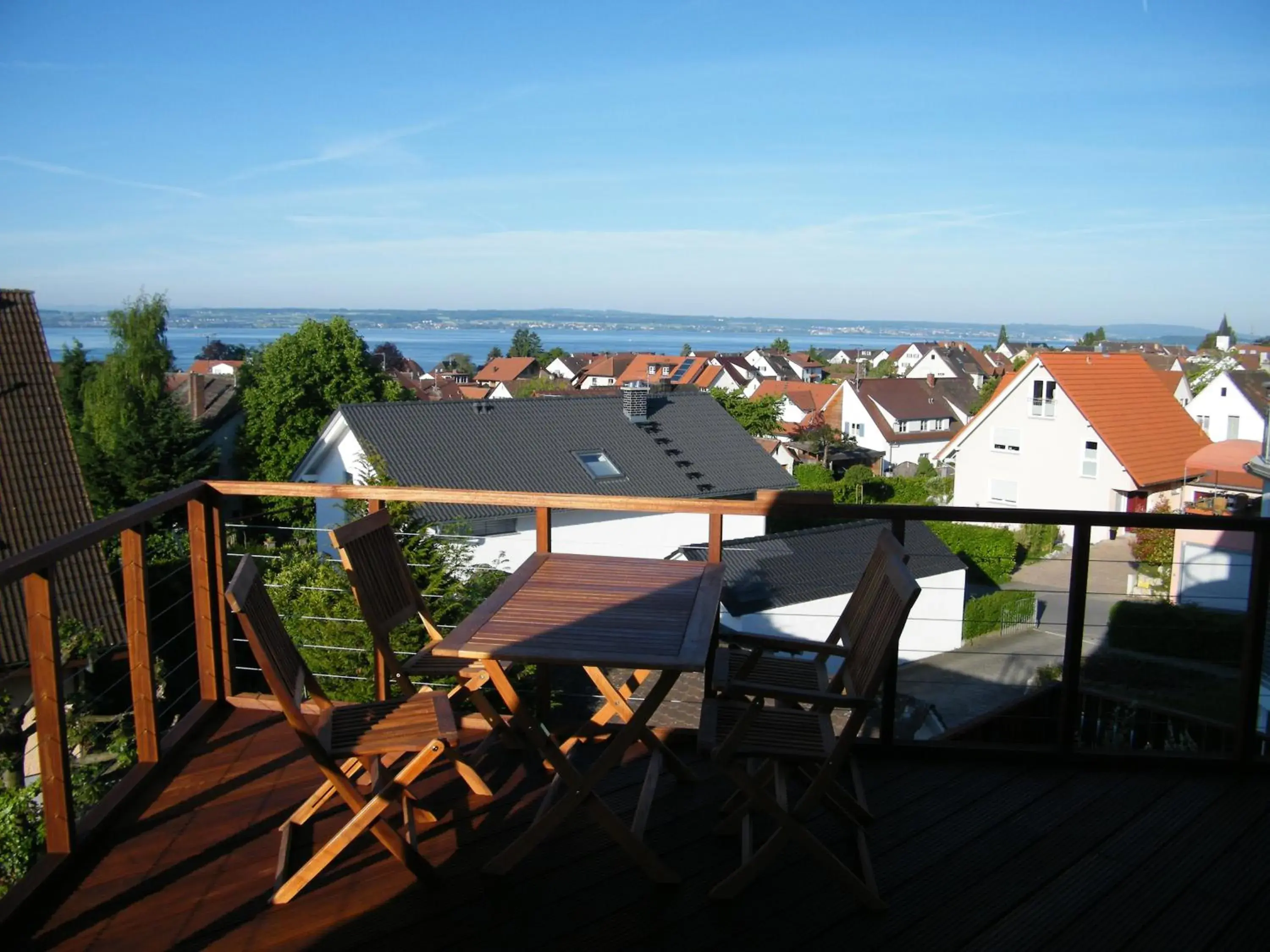 Double Room with Extra Bed, Balcony and Lake View in BnB Fliegerhaeusle Hagnau 24h Self Check In Double Room with Extra Bed, Balcony and Lake View in BnB Fliegerhaeusle Hagnau 24h Self Check In