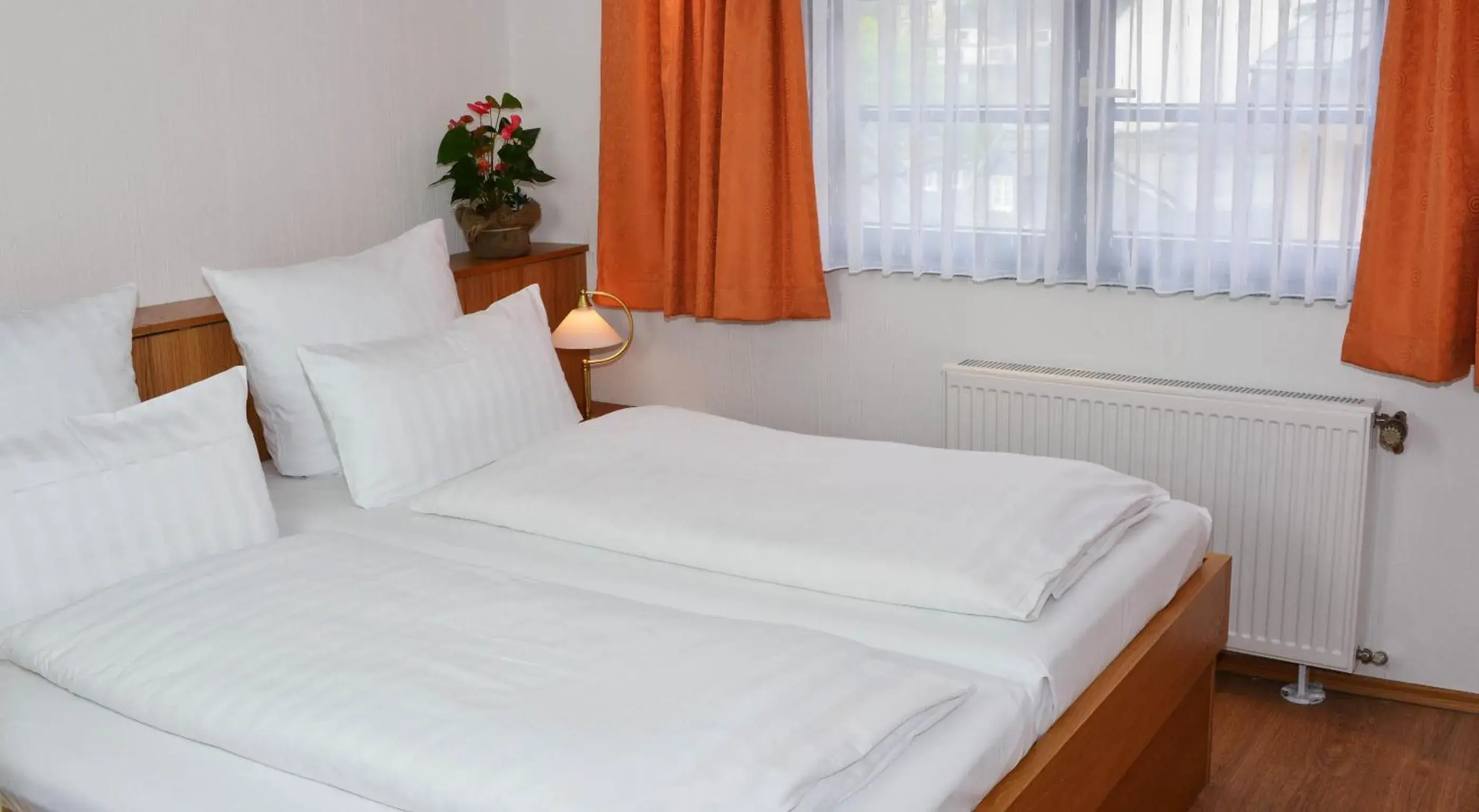 Standard Double Room - single occupancy in Burghotel Volmarstein Standard Double Room - single occupancy in Burghotel Volmarstein