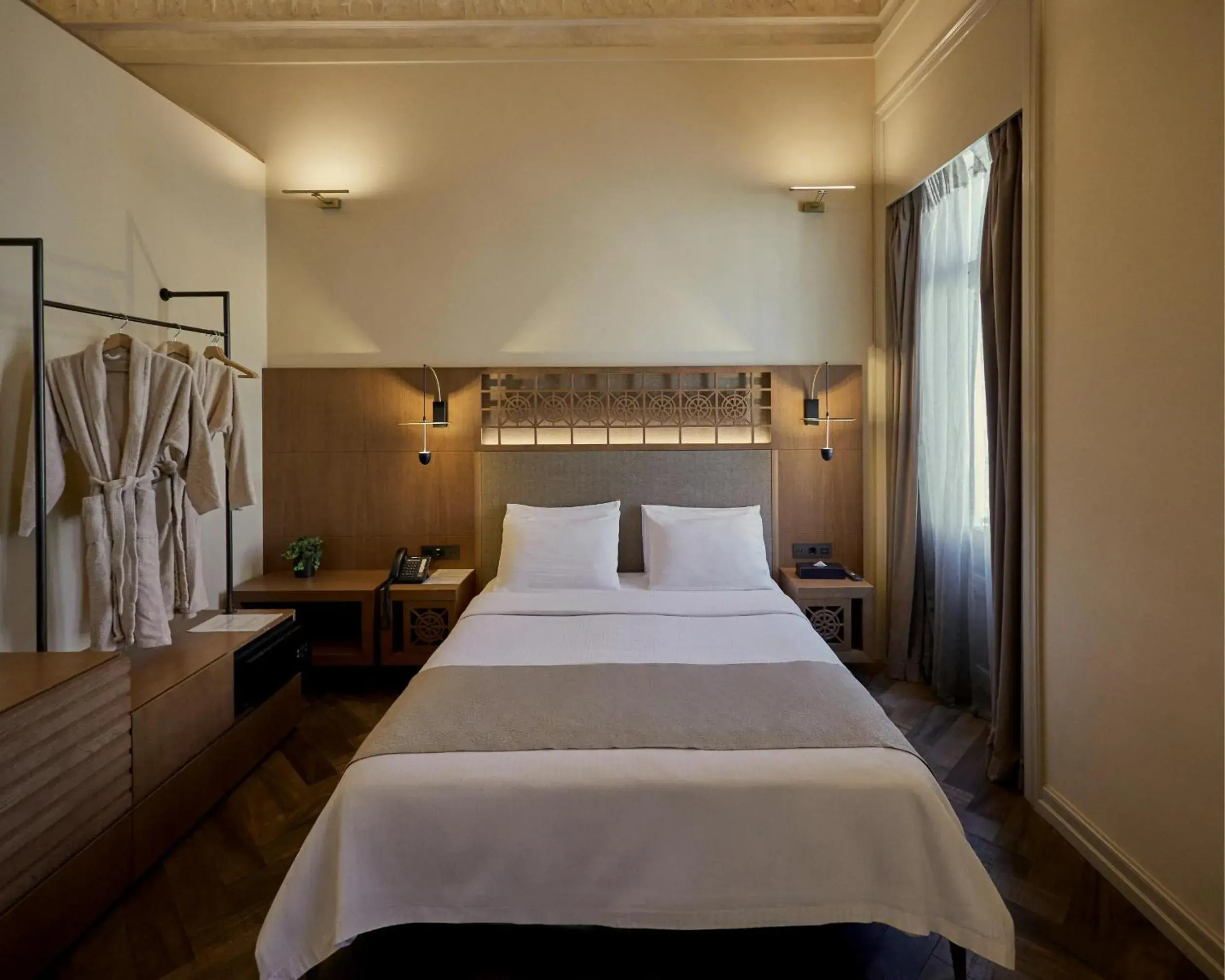 Superior Athenian Room in Athens 1890 Hotel & Spa Superior Athenian Room in Athens 1890 Hotel & Spa