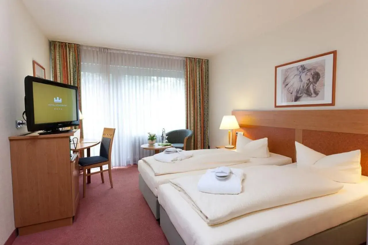 Superior Double Room with Balcony - single occupancy in Hotel Königshof Superior Double Room with Balcony - single occupancy in Hotel Königshof