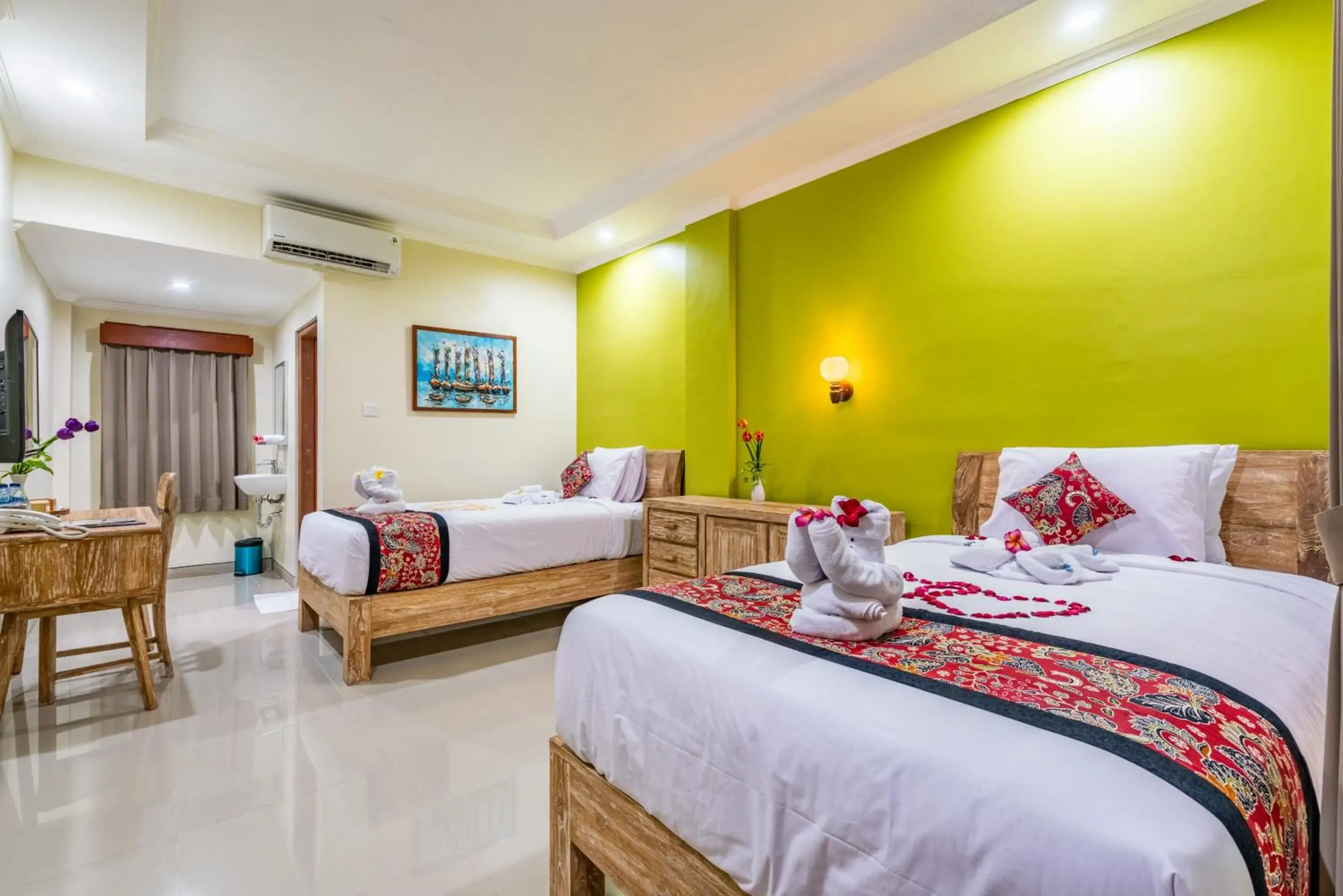 Deluxe Twin Room in Mejore Beach Hotel Deluxe Twin Room in Mejore Beach Hotel