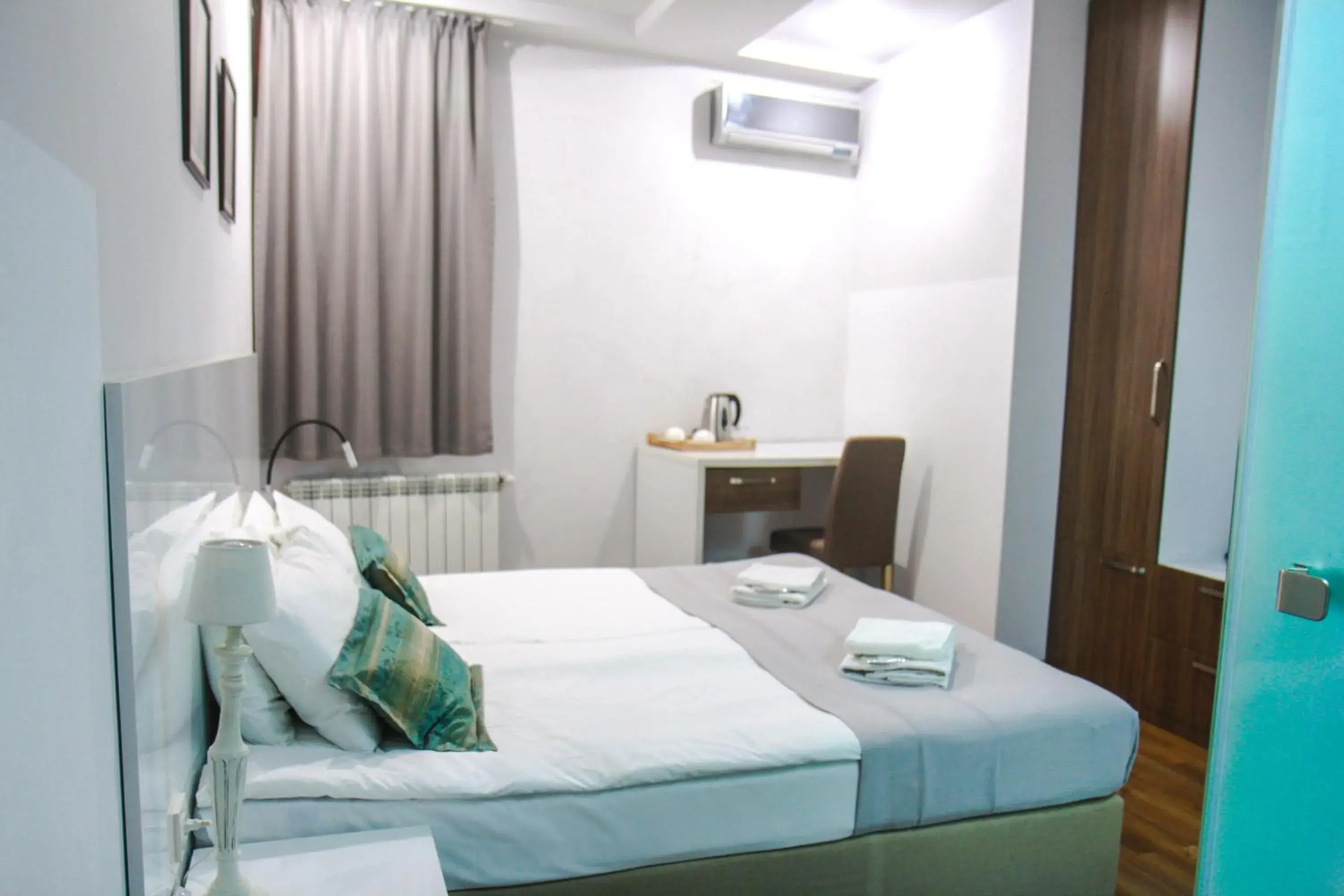 Standard Double Room without Window in Tbilisi View Hotel Standard Double Room without Window in Tbilisi View Hotel