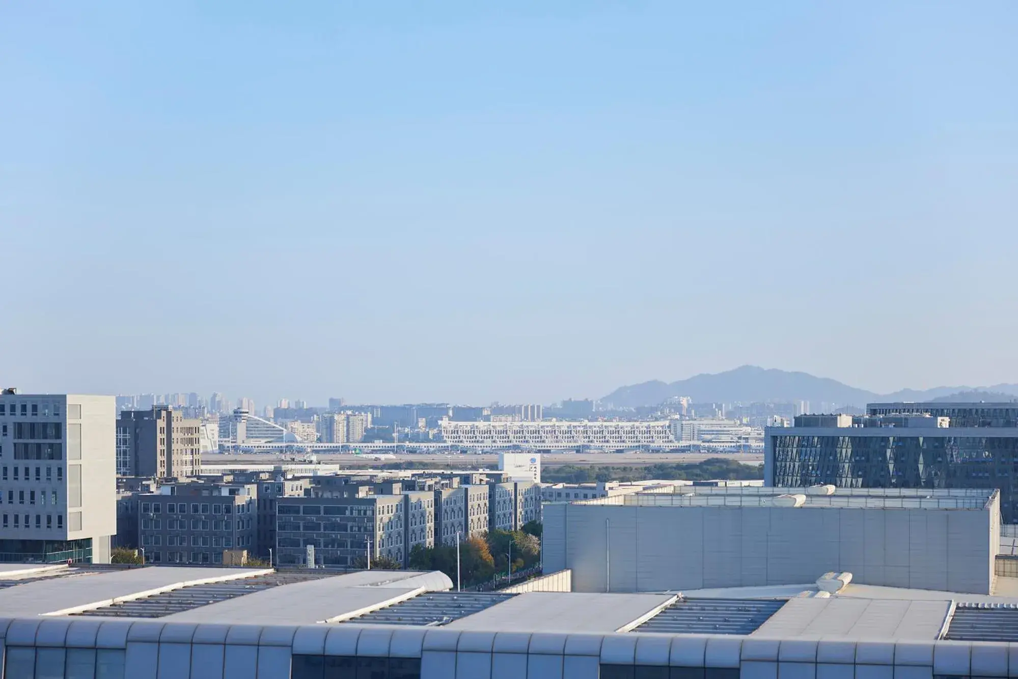 Executive King Bed Suite with City Views in Courtyard by Marriott Xiamen Executive King Bed Suite with City Views in Courtyard by Marriott Xiamen