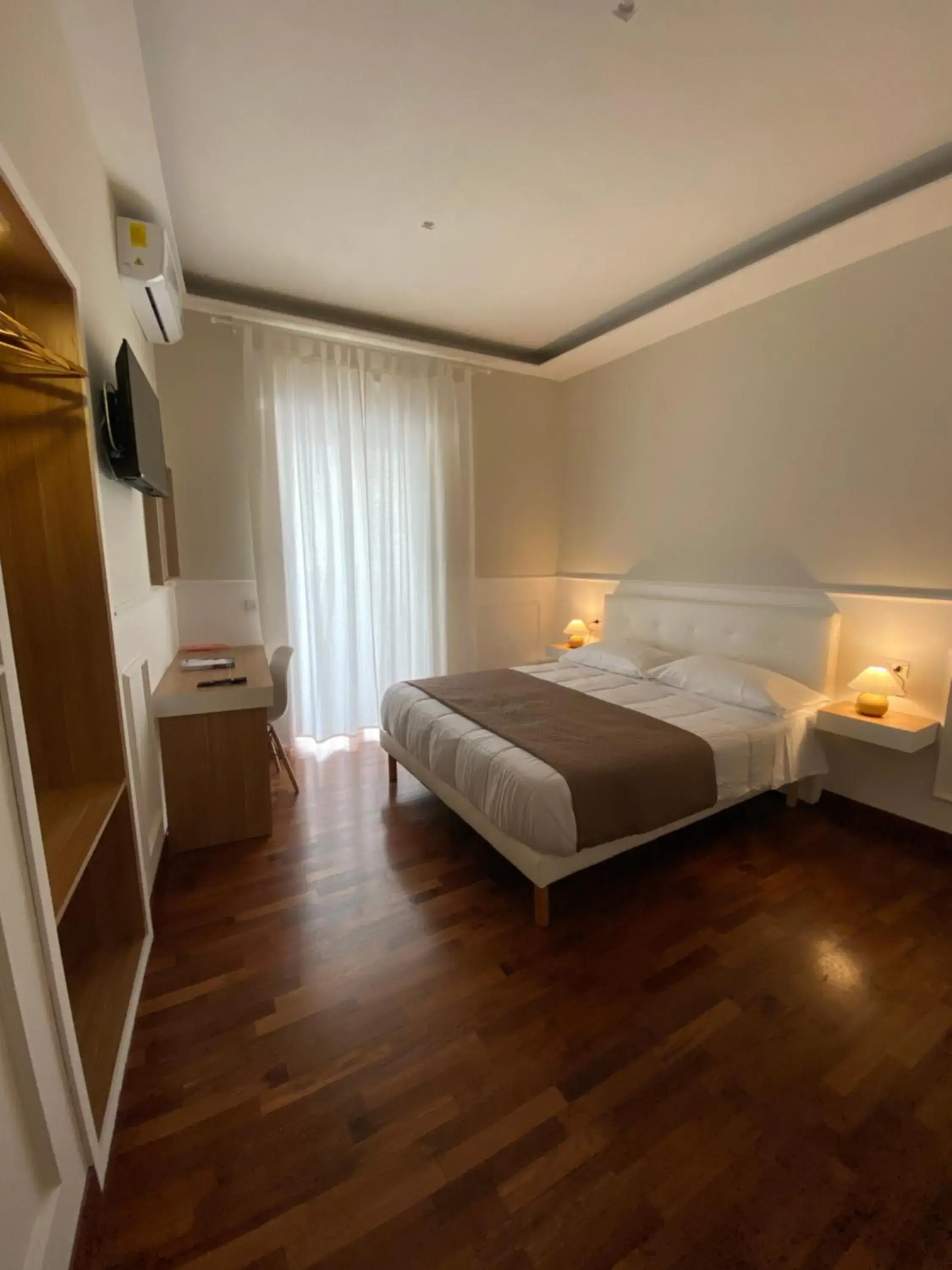 Double Room with Private Bathroom - single occupancy in MAMO al Museo Double Room with Private Bathroom - single occupancy in MAMO al Museo