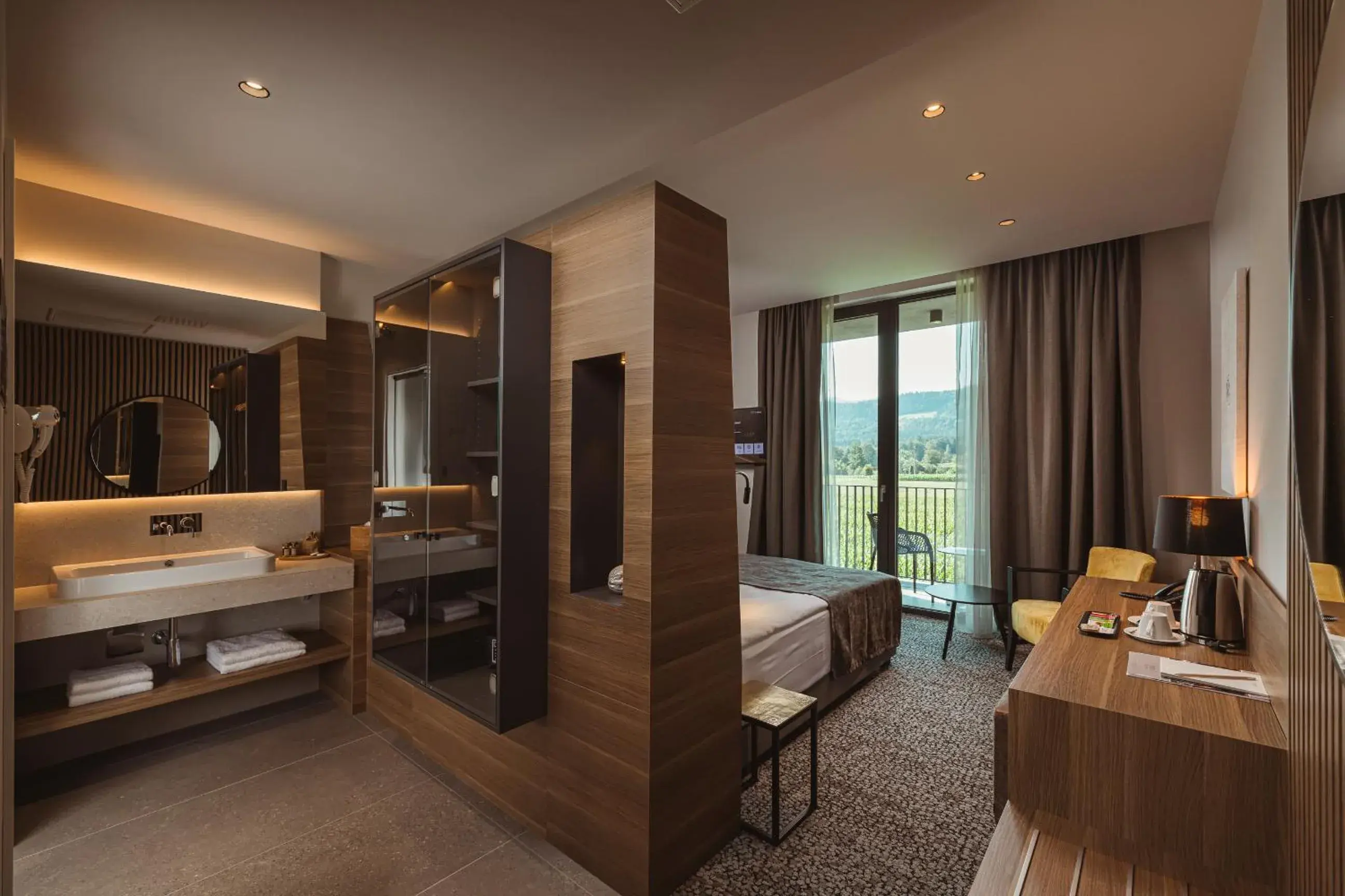 Deluxe Room with Balcony - single occupancy in Hotel Grof Deluxe Room with Balcony - single occupancy in Hotel Grof