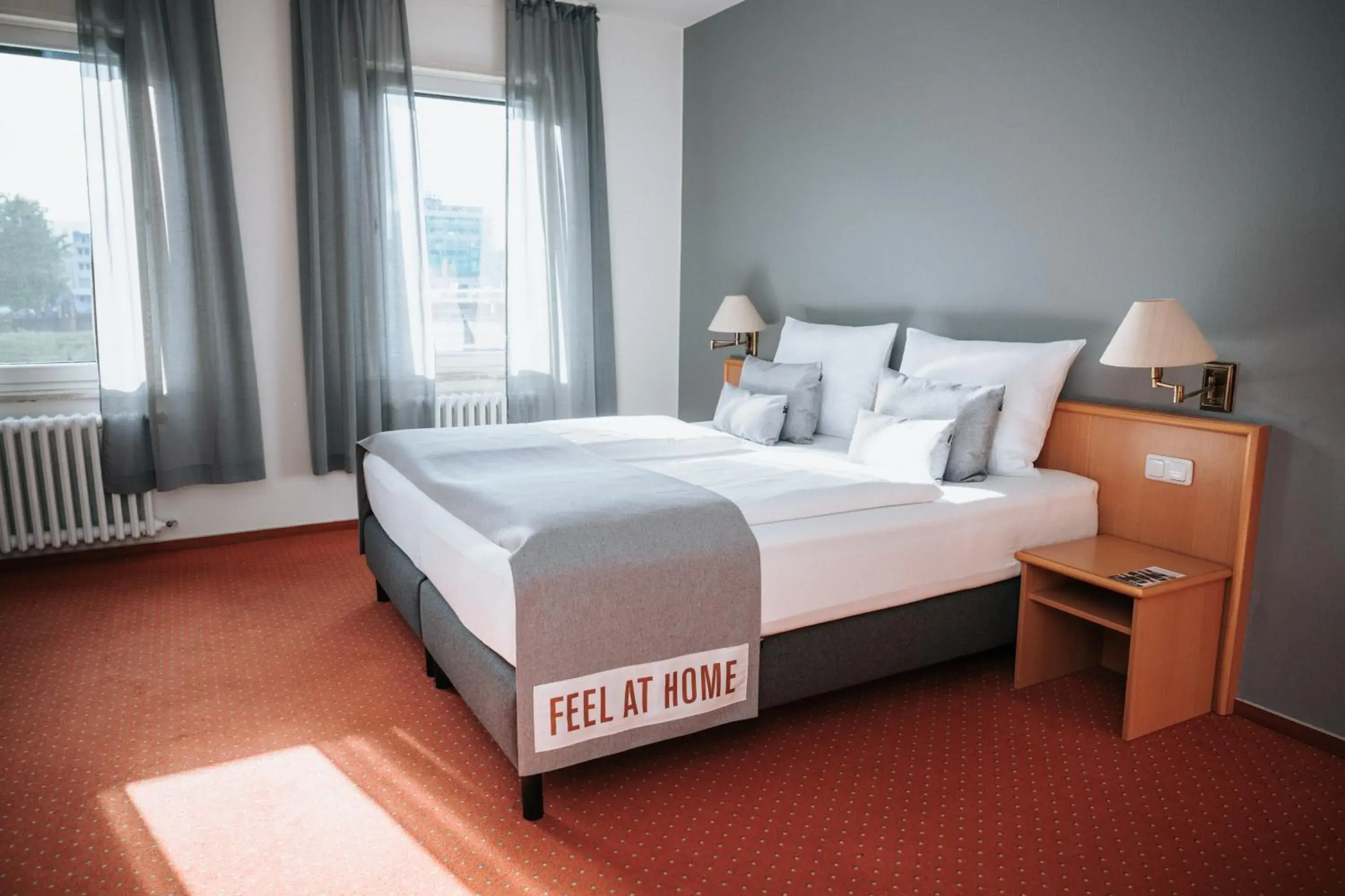 Double Room with River View in Coffee Fellows Hotel Trier Double Room with River View in Coffee Fellows Hotel Trier