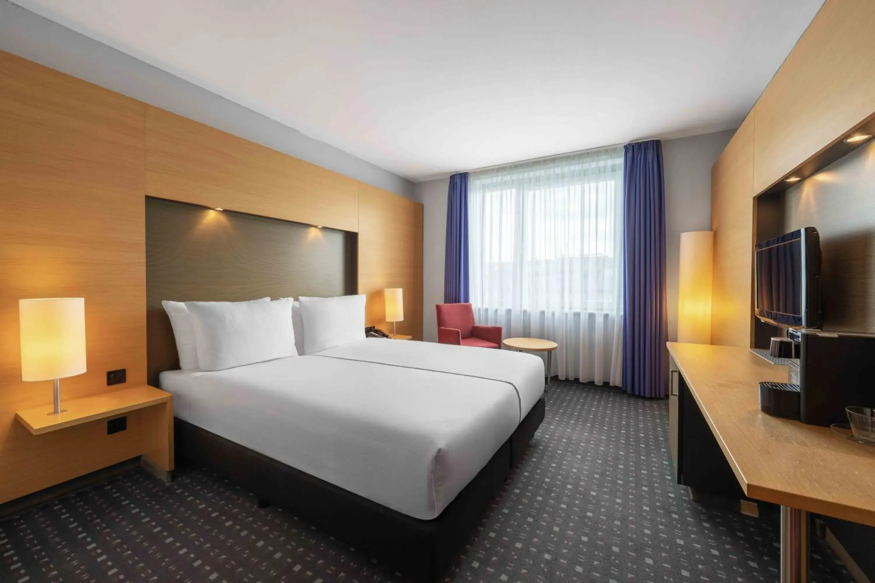 Standard Double Room in Ramada by Wyndham Essen Standard Double Room in Ramada by Wyndham Essen