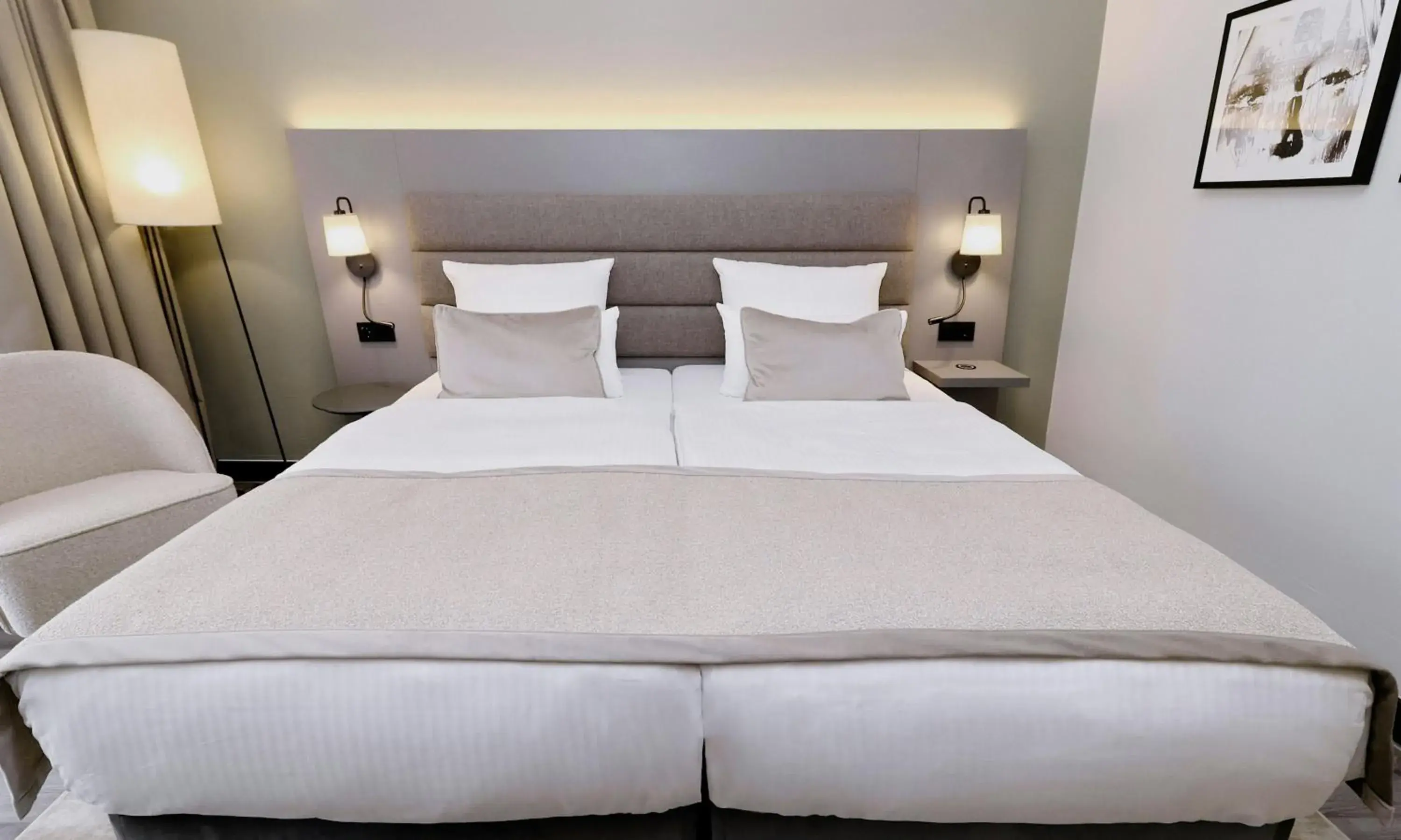 Comfort Twin Room in Leonardo Hotel Hannover Comfort Twin Room in Leonardo Hotel Hannover