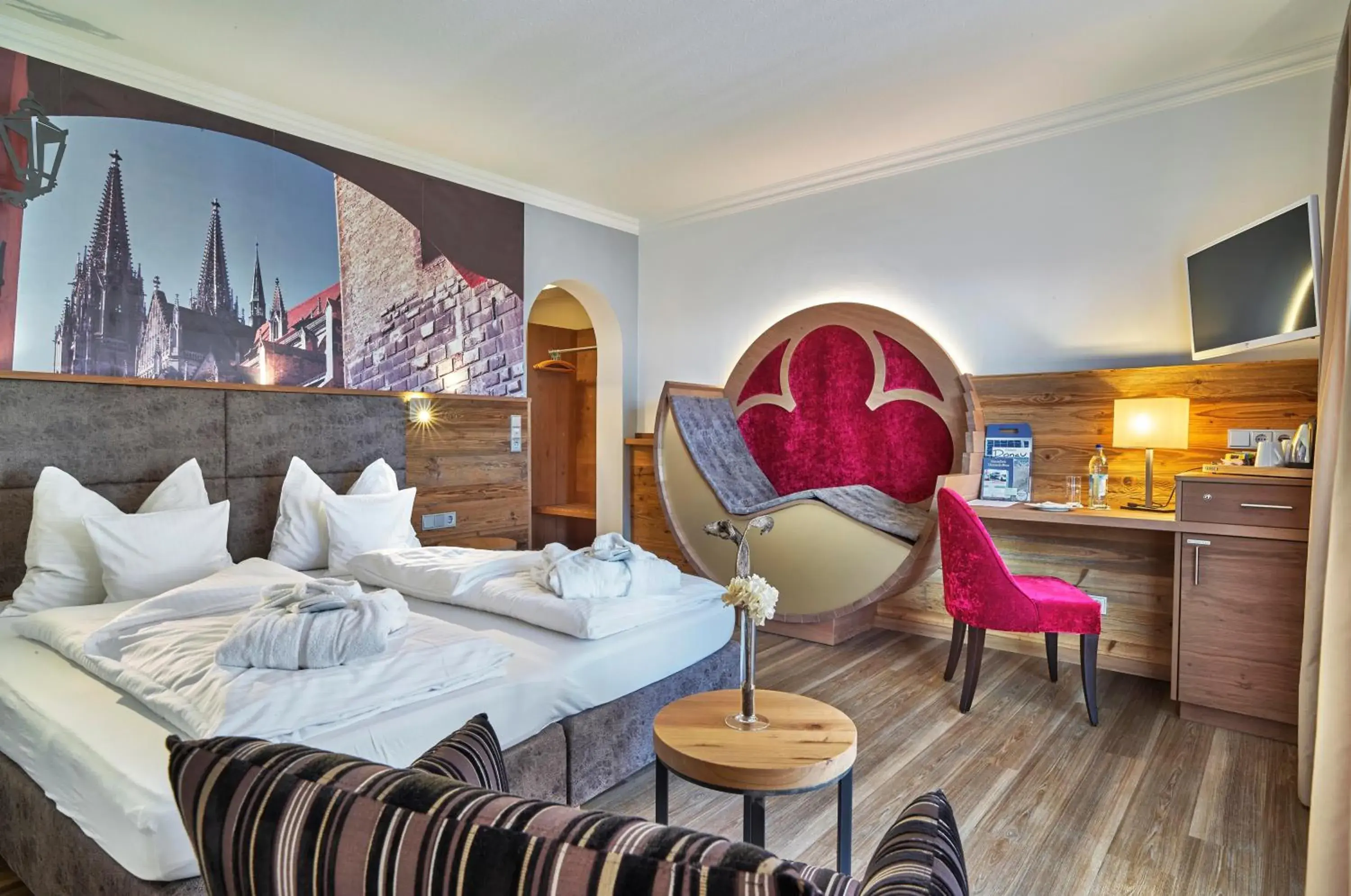 Junior Suite - single occupancy in Hotel Lindenhof Junior Suite - single occupancy in Hotel Lindenhof