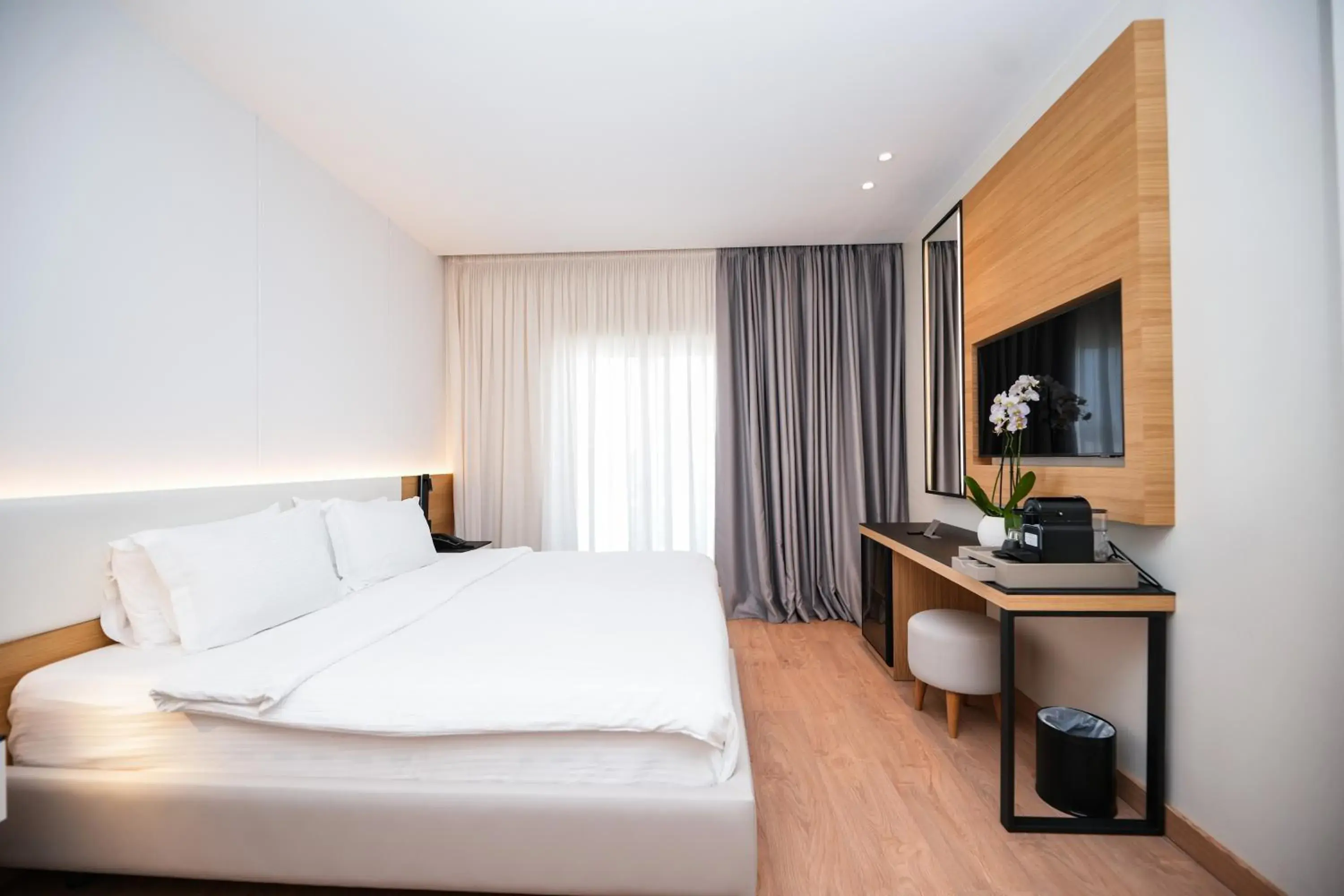 Twin Room with Balcony and Sea View in Hotel Agimi Twin Room with Balcony and Sea View in Hotel Agimi