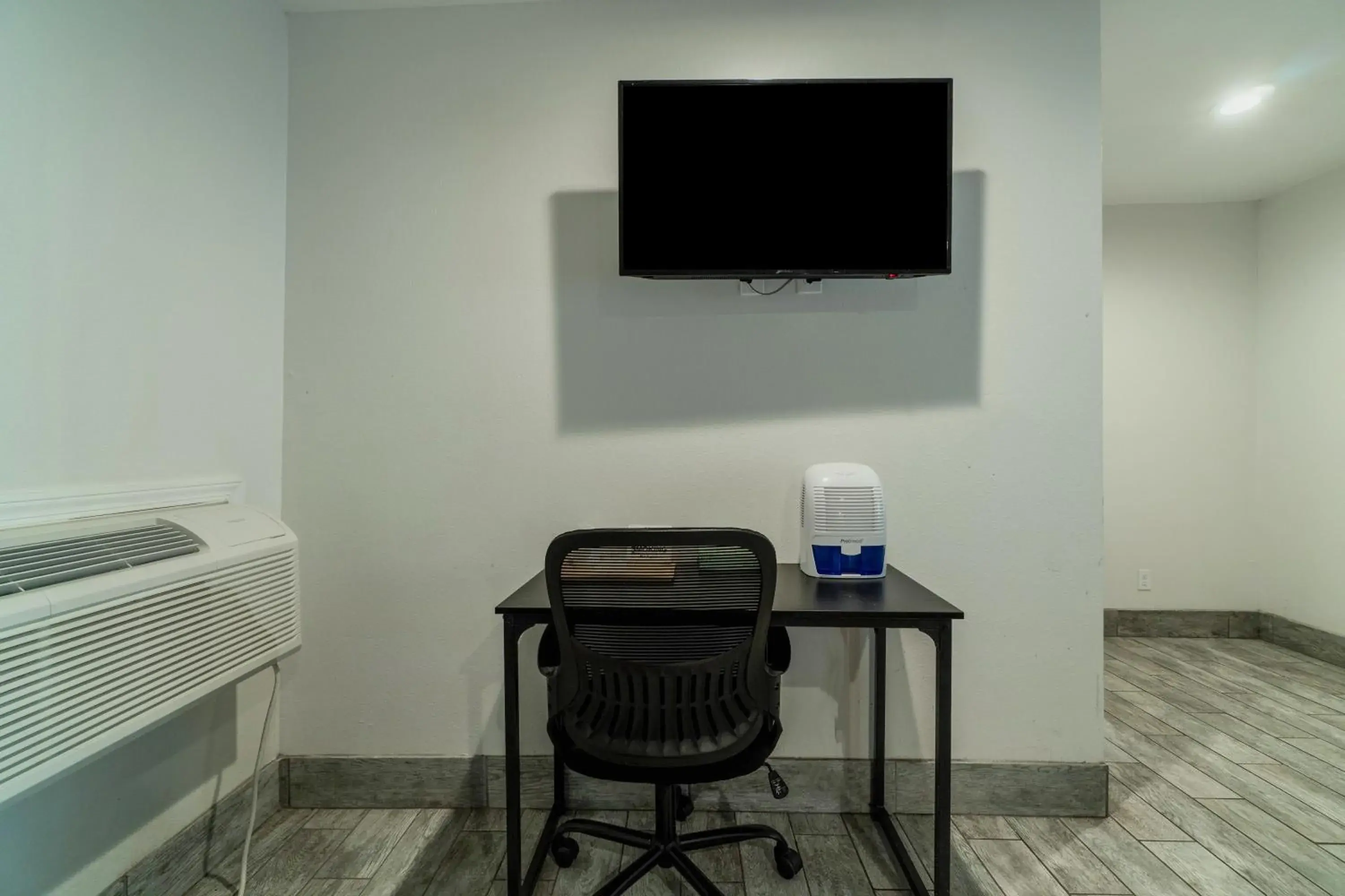 Deluxe 2 Queen Bed in Pelican Inn by Belvilla Aransas Pass, TX Deluxe 2 Queen Bed in Pelican Inn by Belvilla Aransas Pass, TX