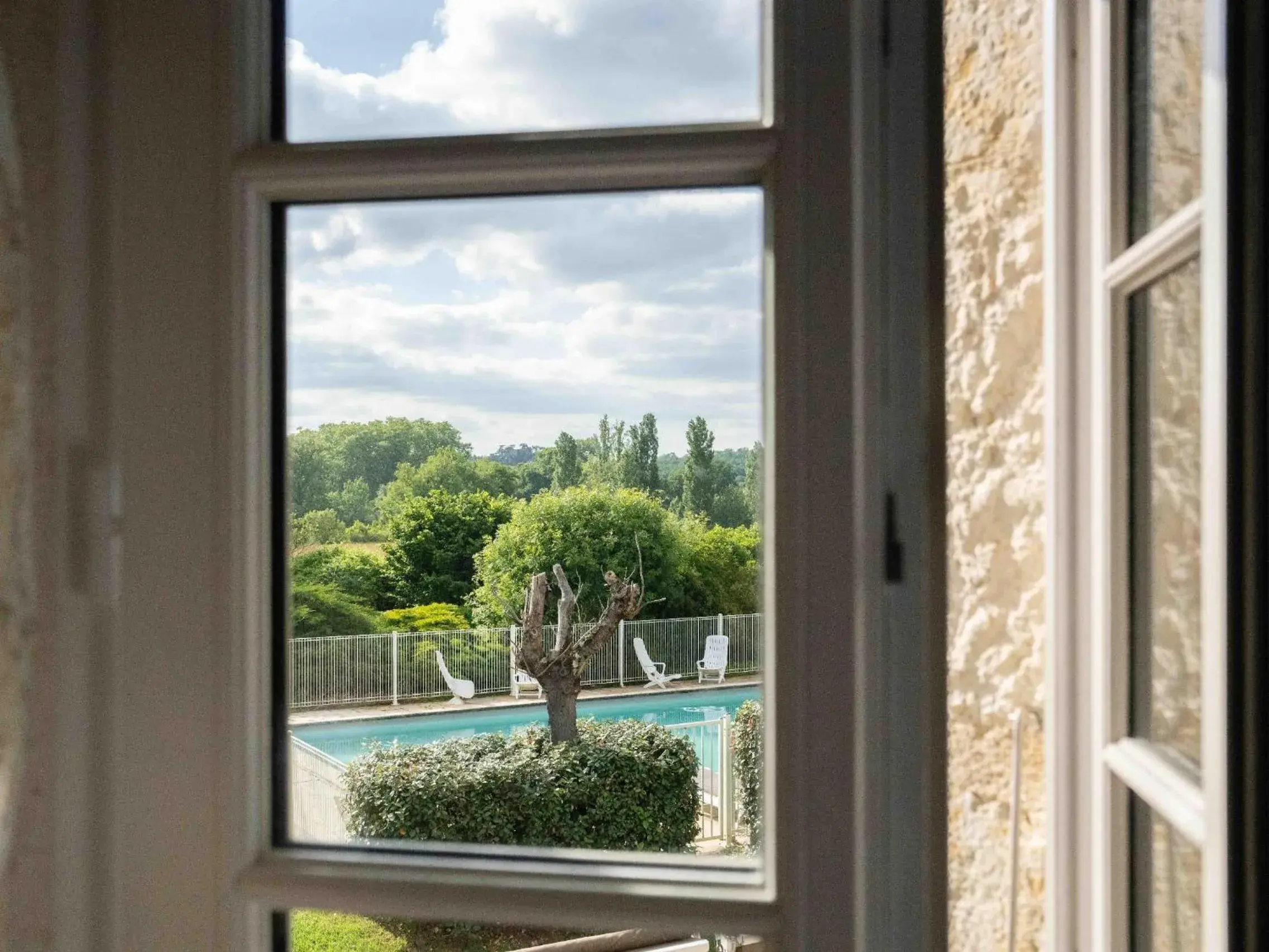 Double Room with Pool View in Logis Hôtel La Ferme de Flaran Double Room with Pool View in Logis Hôtel La Ferme de Flaran